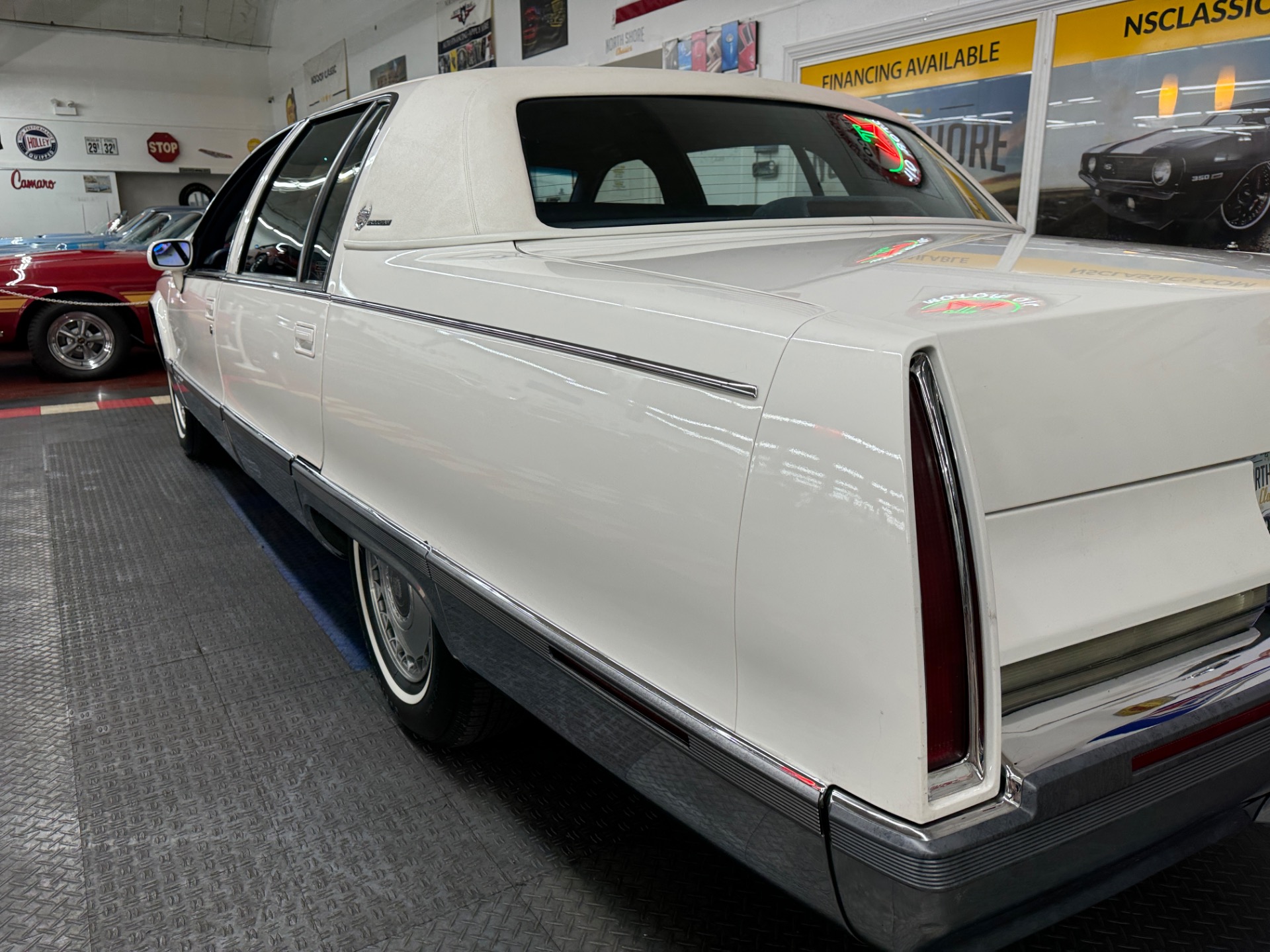 Used 1993 Cadillac Fleetwood - BROUGHAM - LOW ORIGINAL MILES -SEE VIDEO | Mundelein, IL