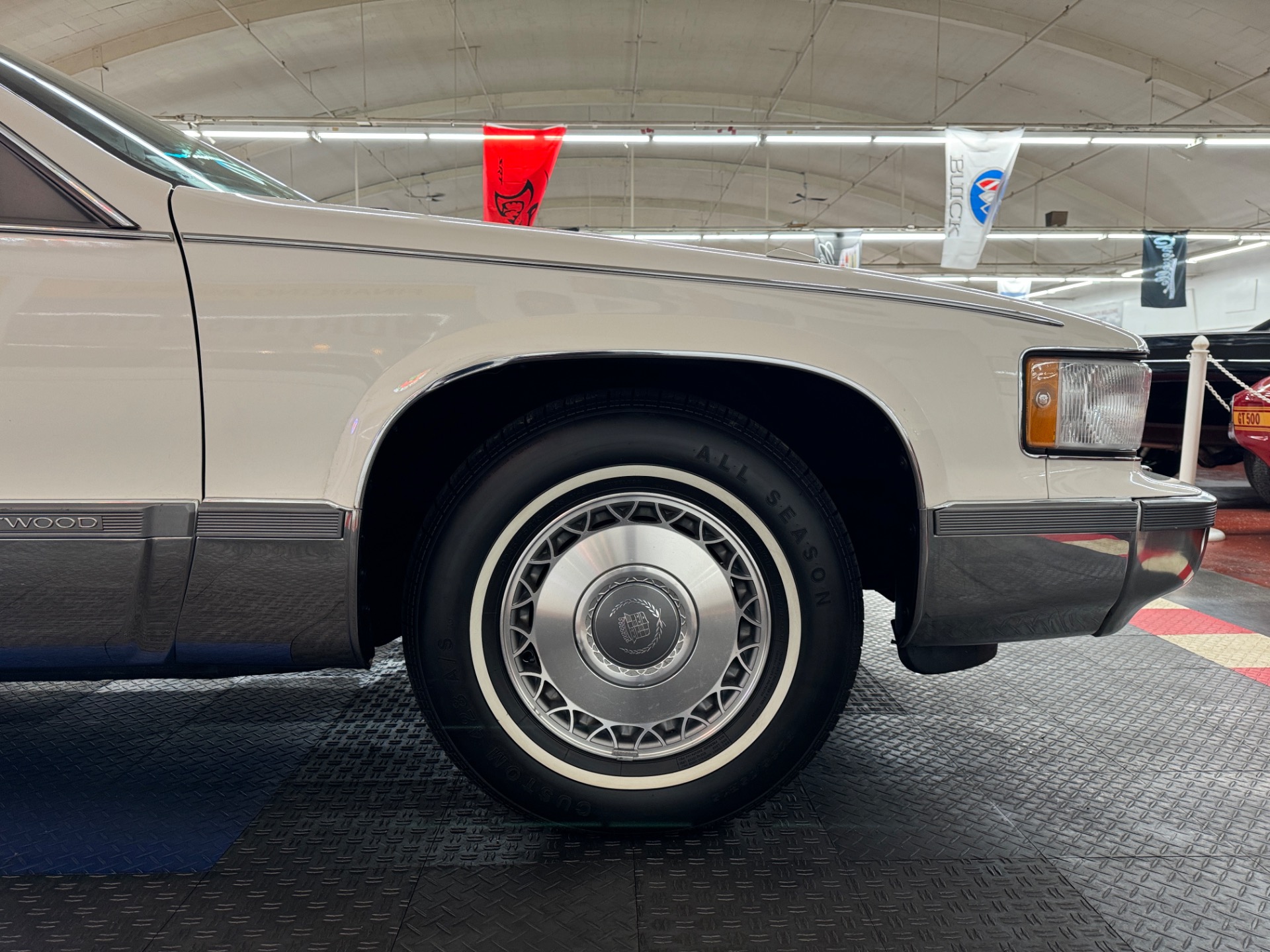 Used 1993 Cadillac Fleetwood - BROUGHAM - LOW ORIGINAL MILES -SEE VIDEO | Mundelein, IL
