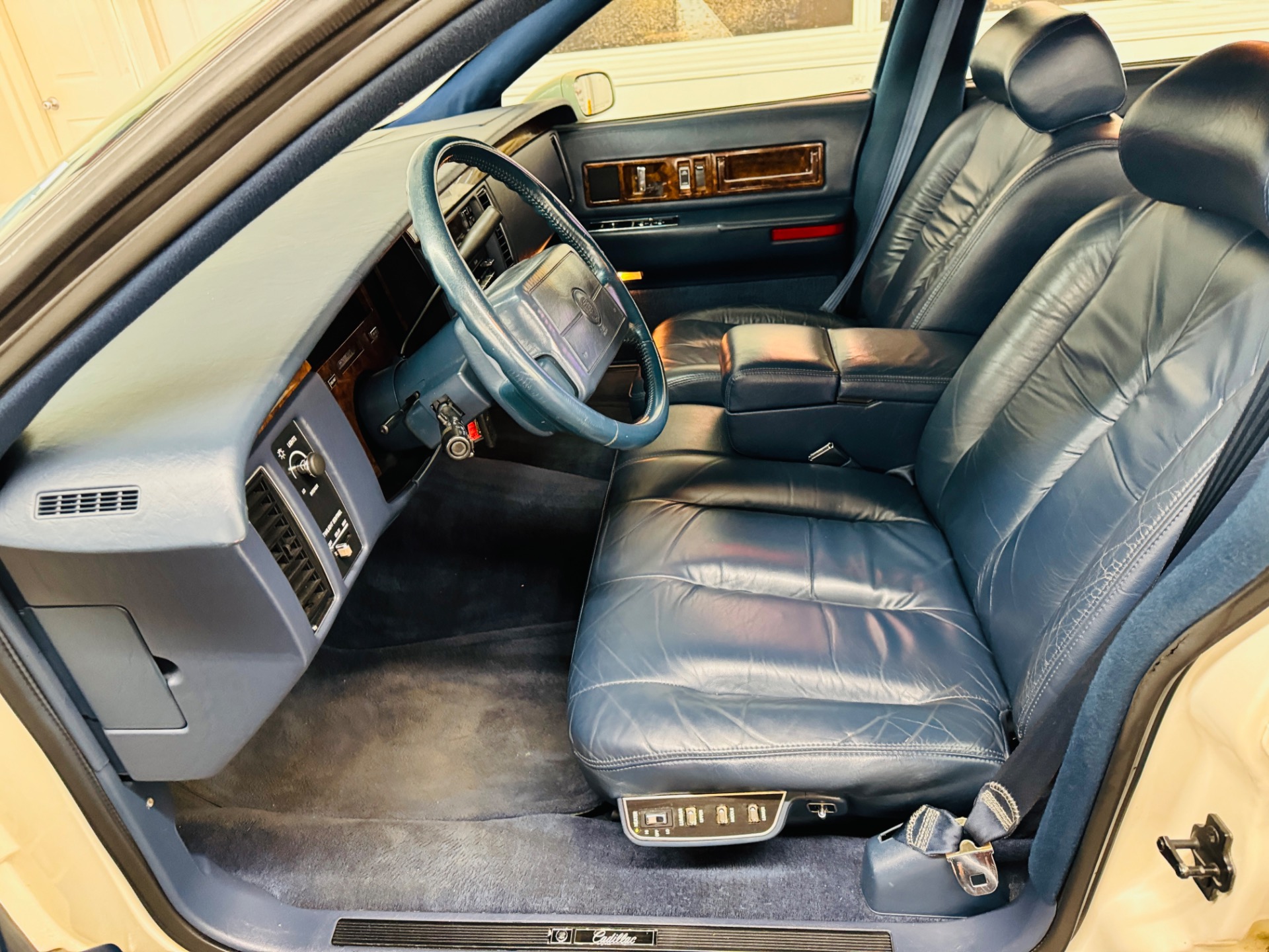 Used 1993 Cadillac Fleetwood - BROUGHAM - LOW ORIGINAL MILES -SEE VIDEO | Mundelein, IL