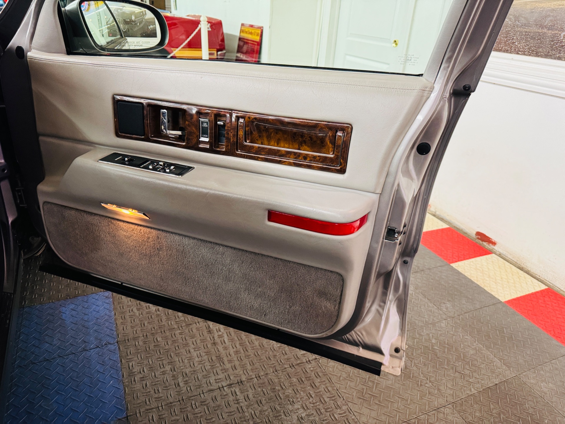 Used 1996 Cadillac Fleetwood -SEE VIDEO | Mundelein, IL