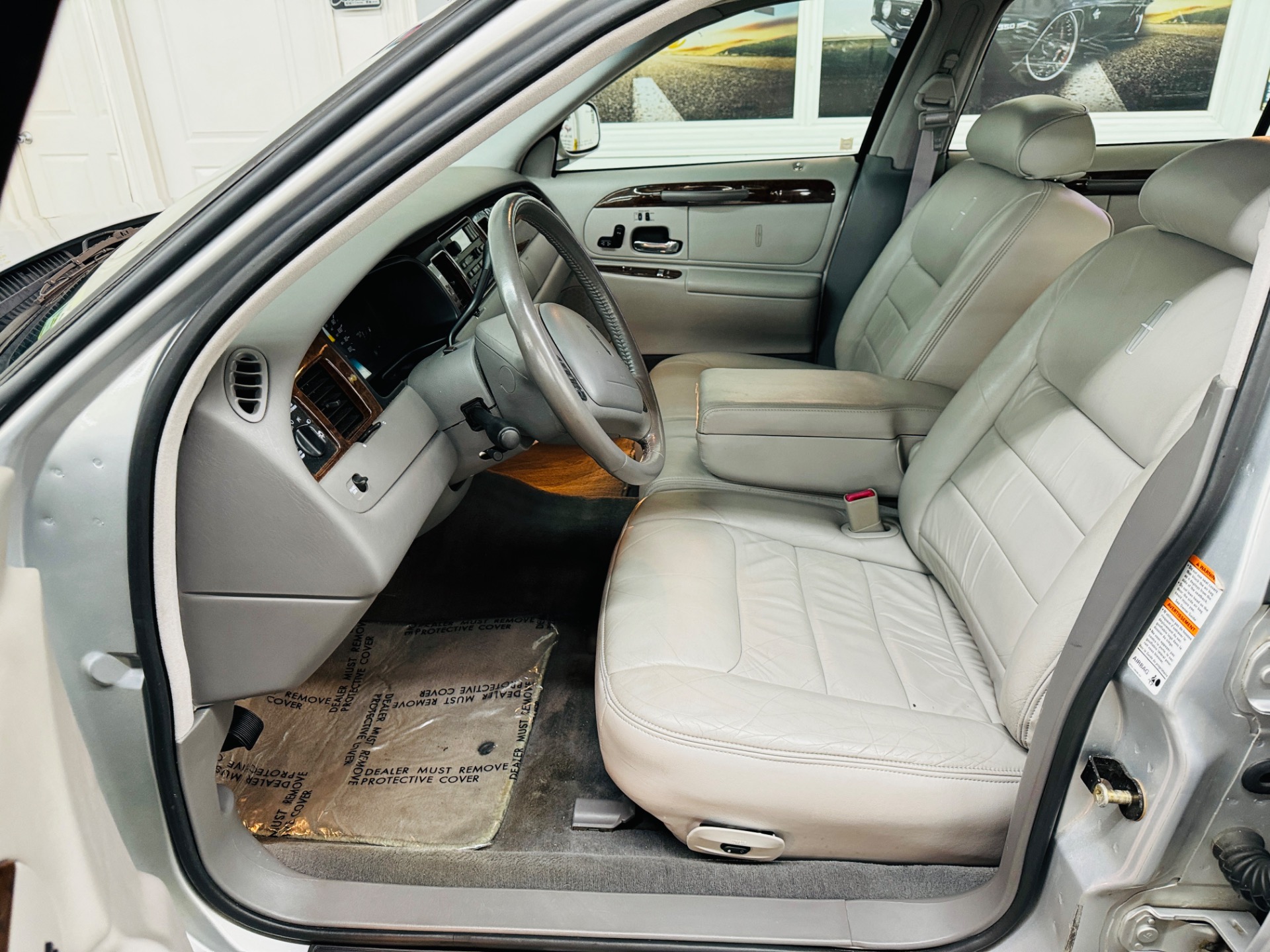 Used 1999 Lincoln Town Car Signature-SEE VIDEO | Mundelein, IL