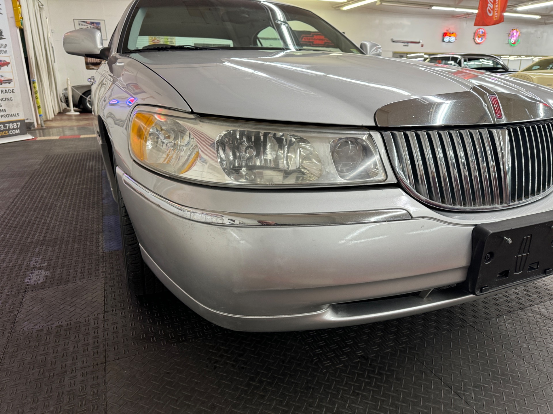 Used 1999 Lincoln Town Car Signature-SEE VIDEO | Mundelein, IL