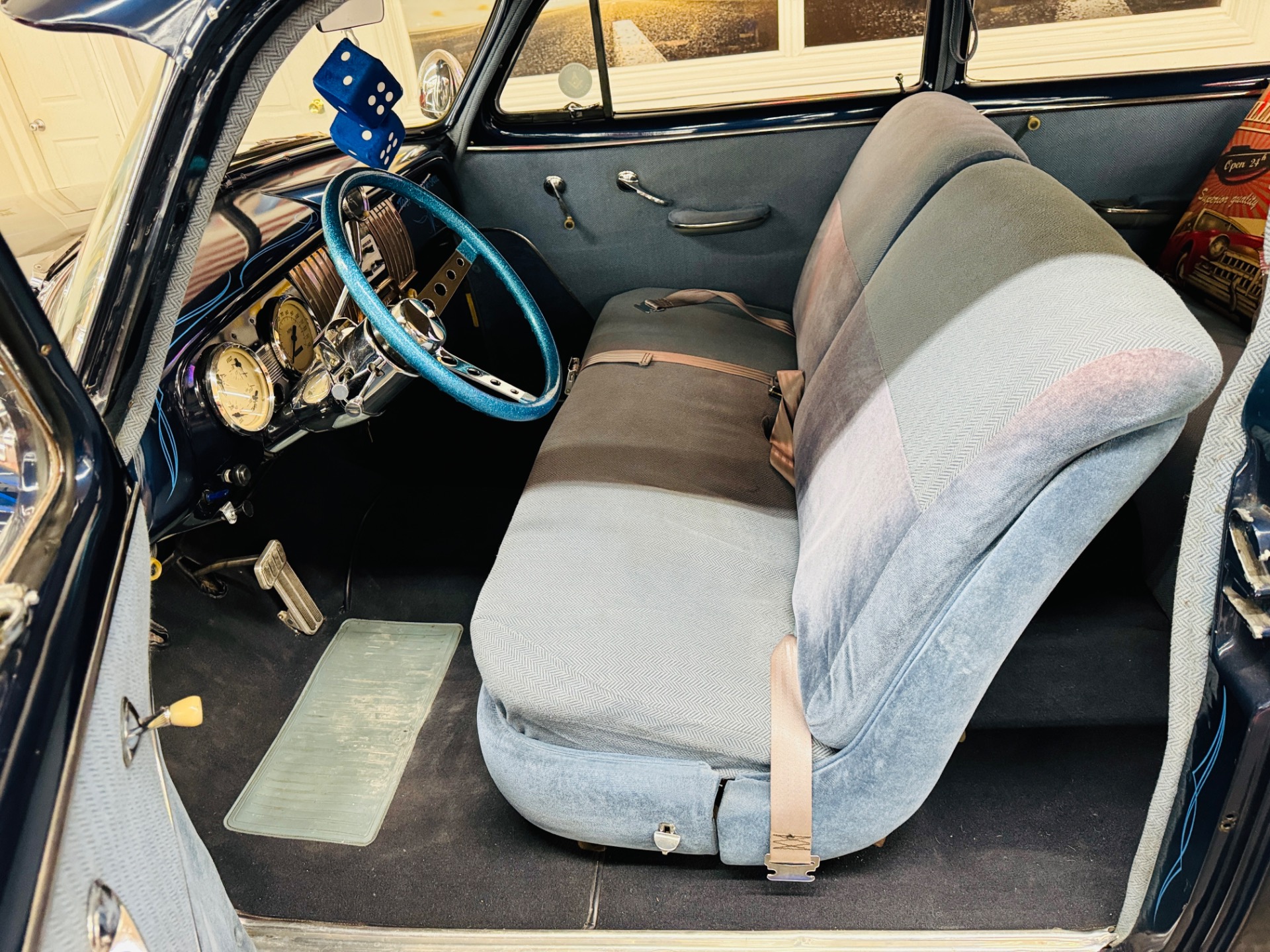 1952 Chevrolet Styleline Deluxe 32