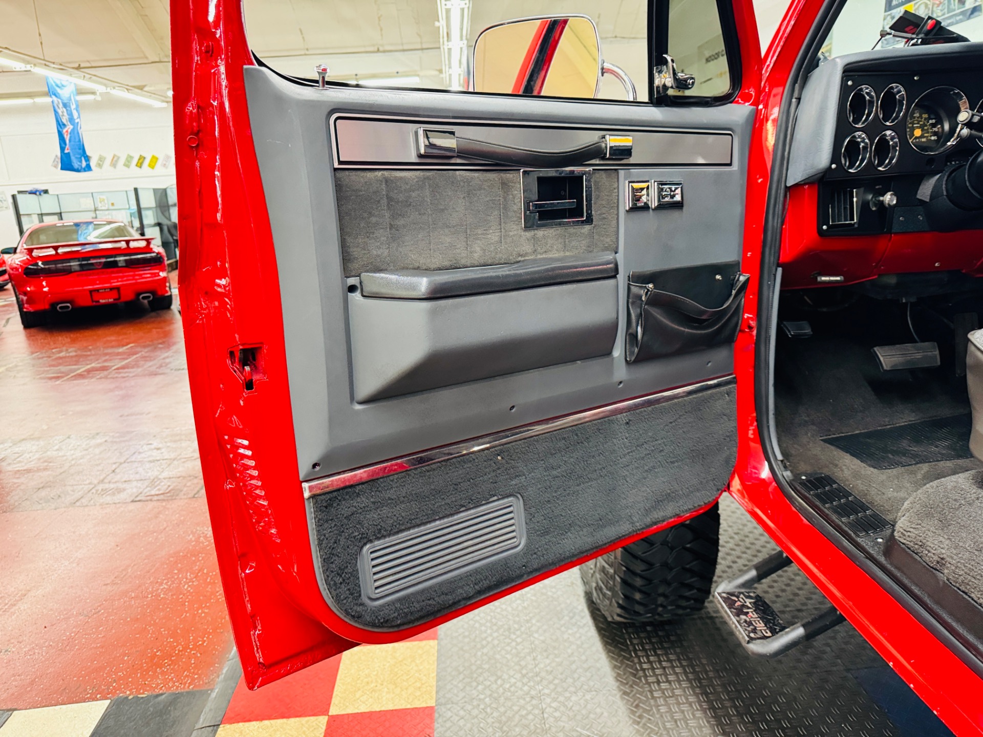 Used 1986 Chevrolet Silverado - K10 4 WHEEL DRIVE - FUEL INJECTED -SEE VIDEO | Mundelein, IL