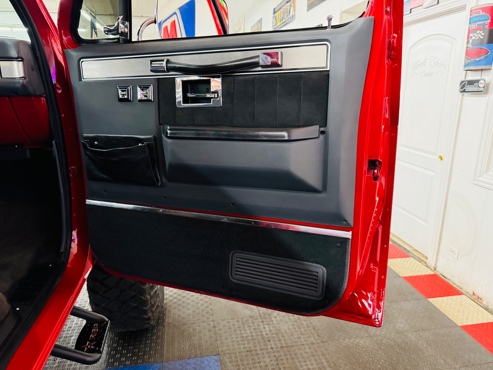 Used 1986 Chevrolet Silverado - K10 4 WHEEL DRIVE - FUEL INJECTED -SEE VIDEO | Mundelein, IL