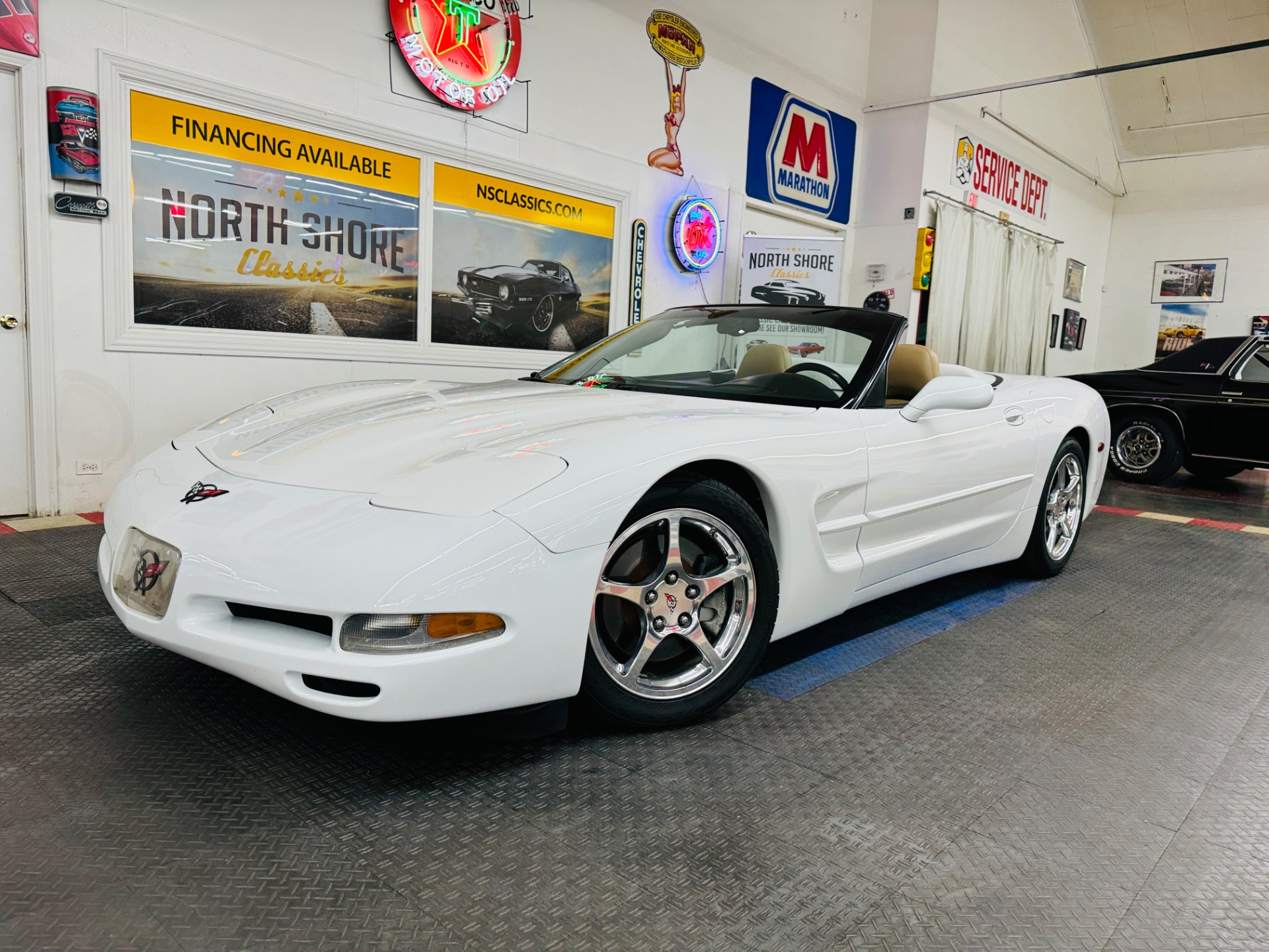 2004 Chevrolet Corvette 2