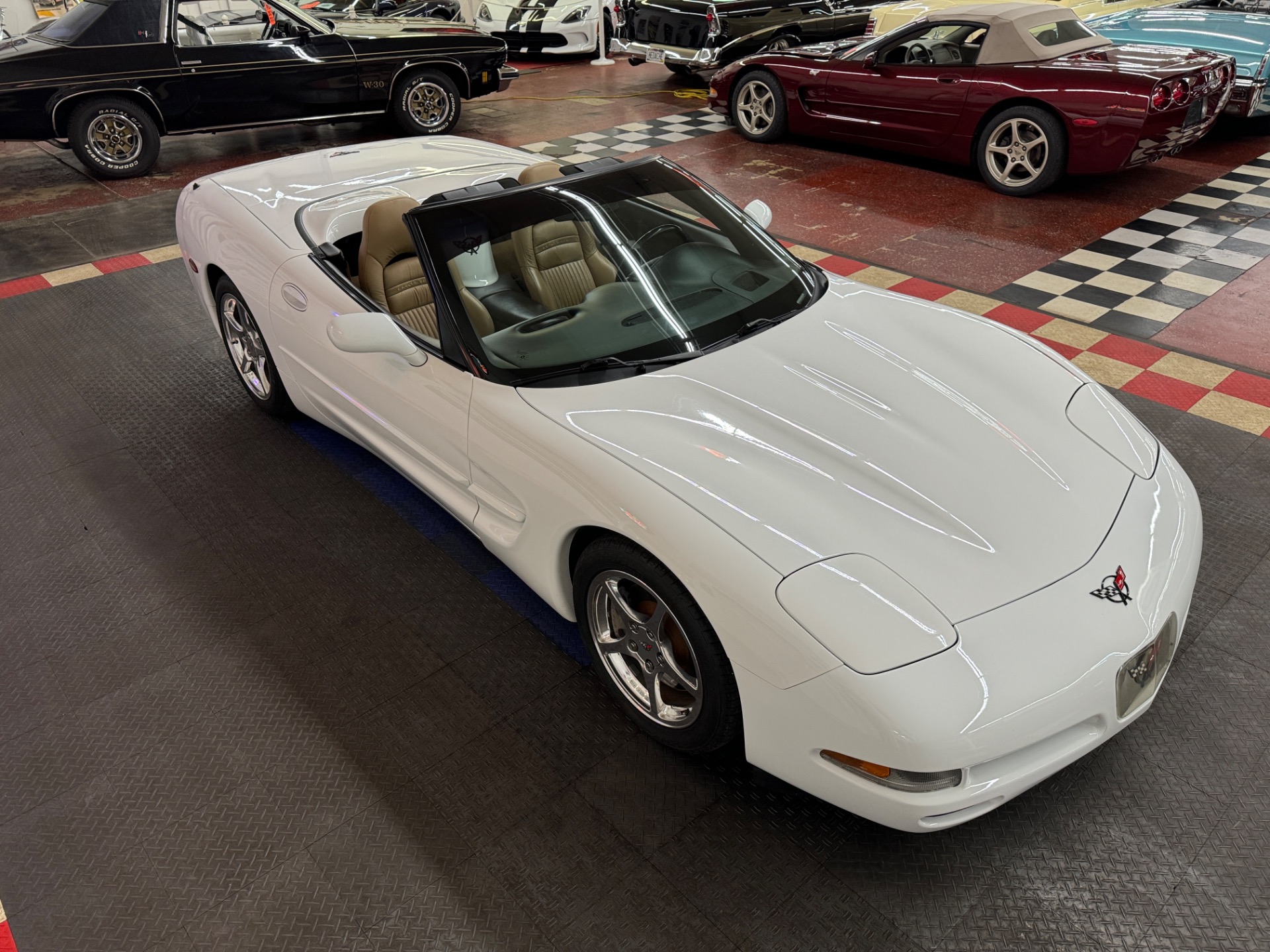 2004 Chevrolet Corvette 37