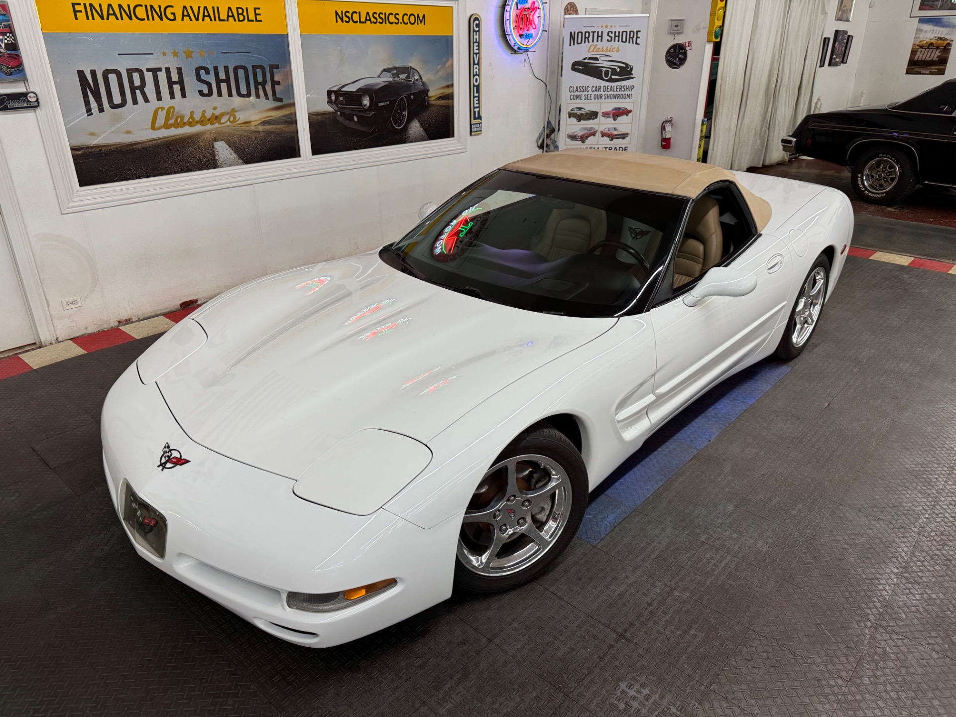 2004 Chevrolet Corvette 3