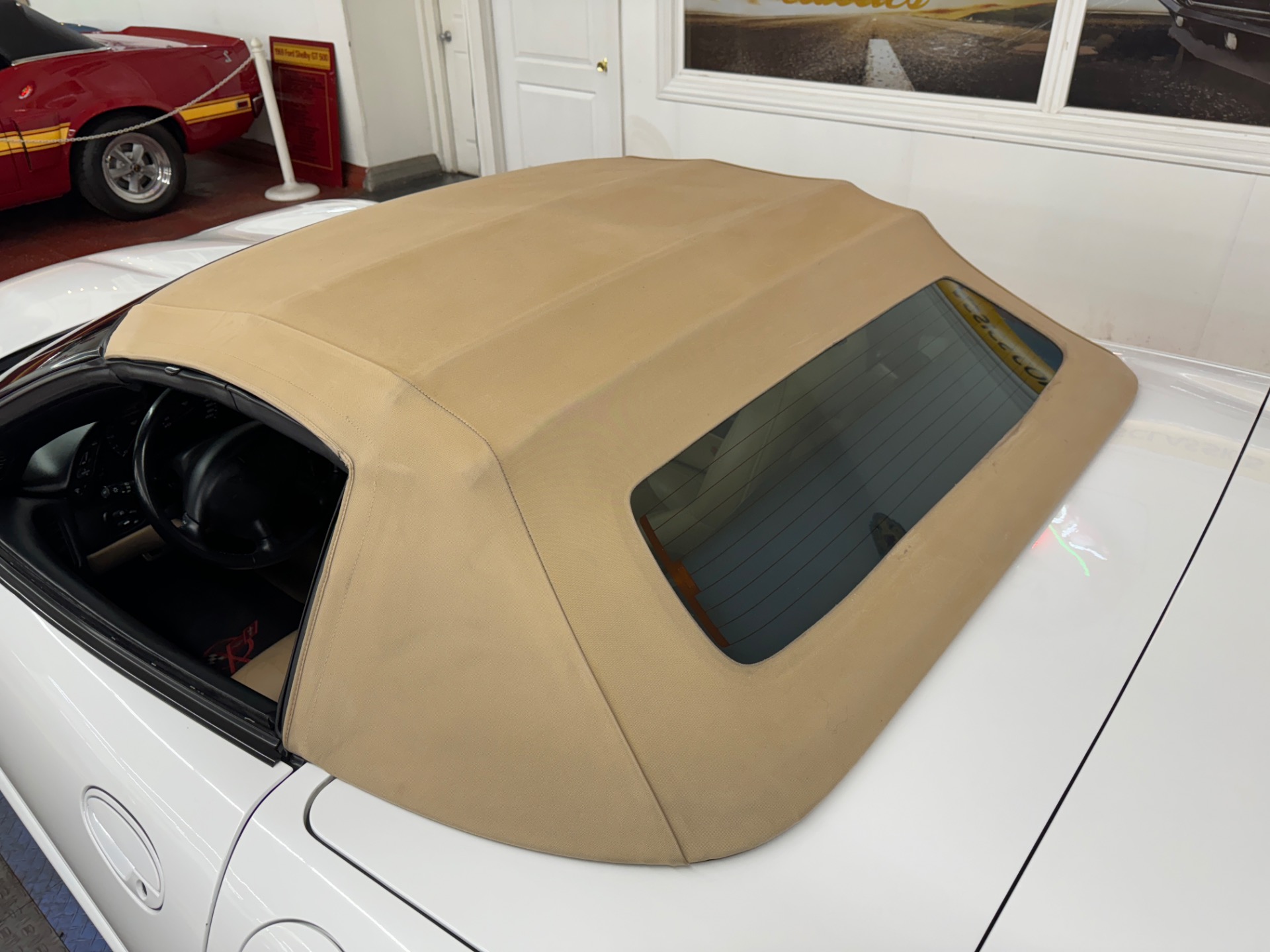 2004 Chevrolet Corvette 5