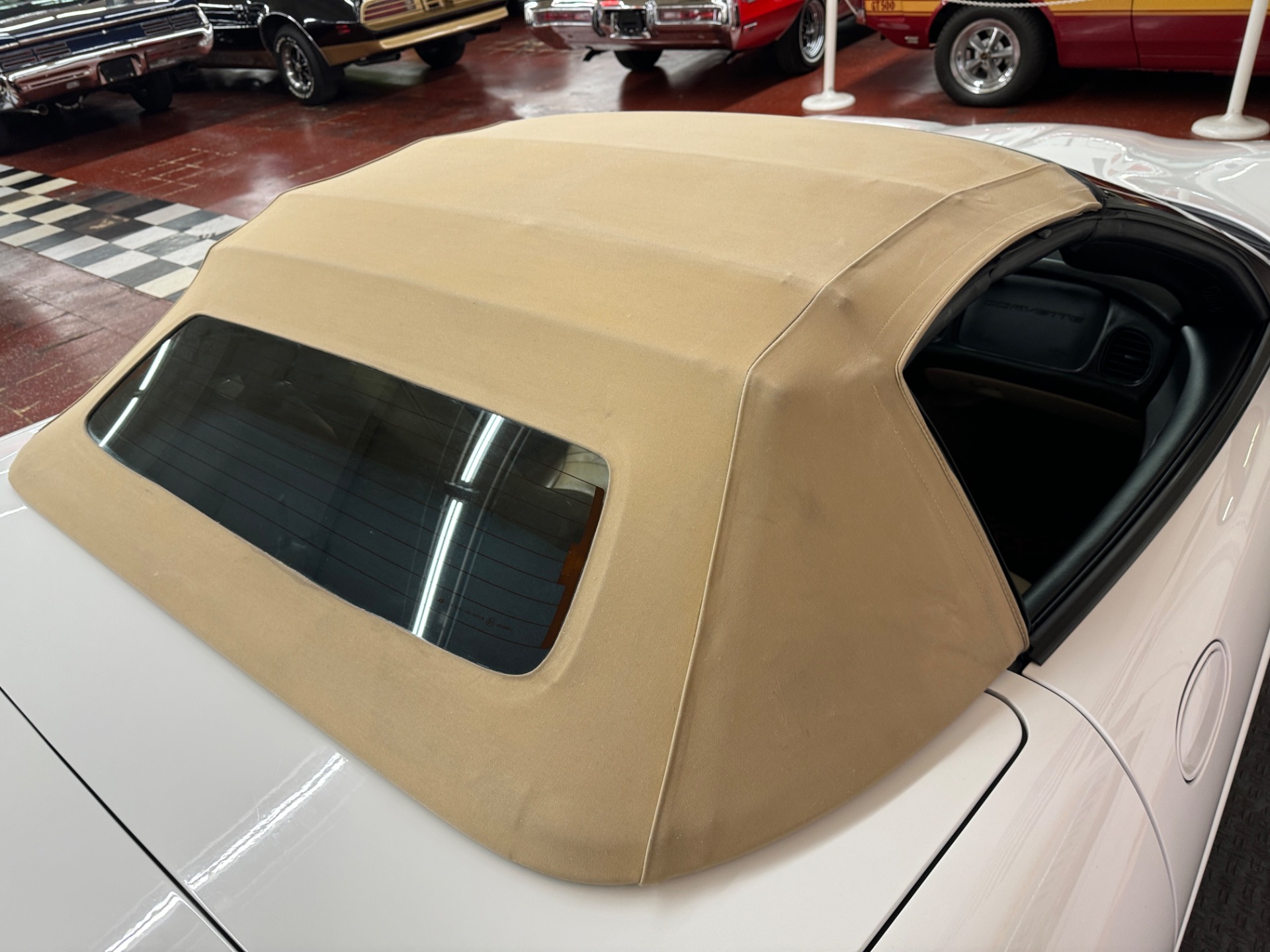 2004 Chevrolet Corvette 6