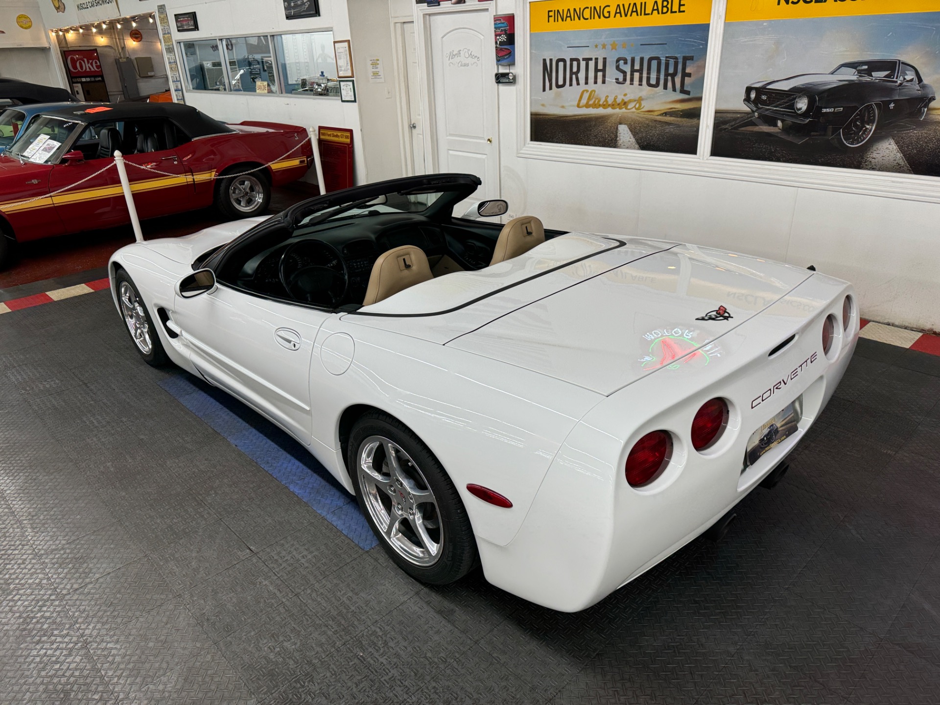 2004 Chevrolet Corvette 8