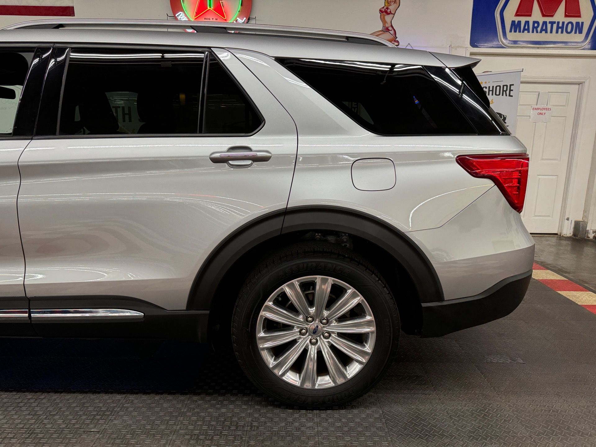 Used 2020 Ford Explorer Limited-SEE VIDEO | Mundelein, IL