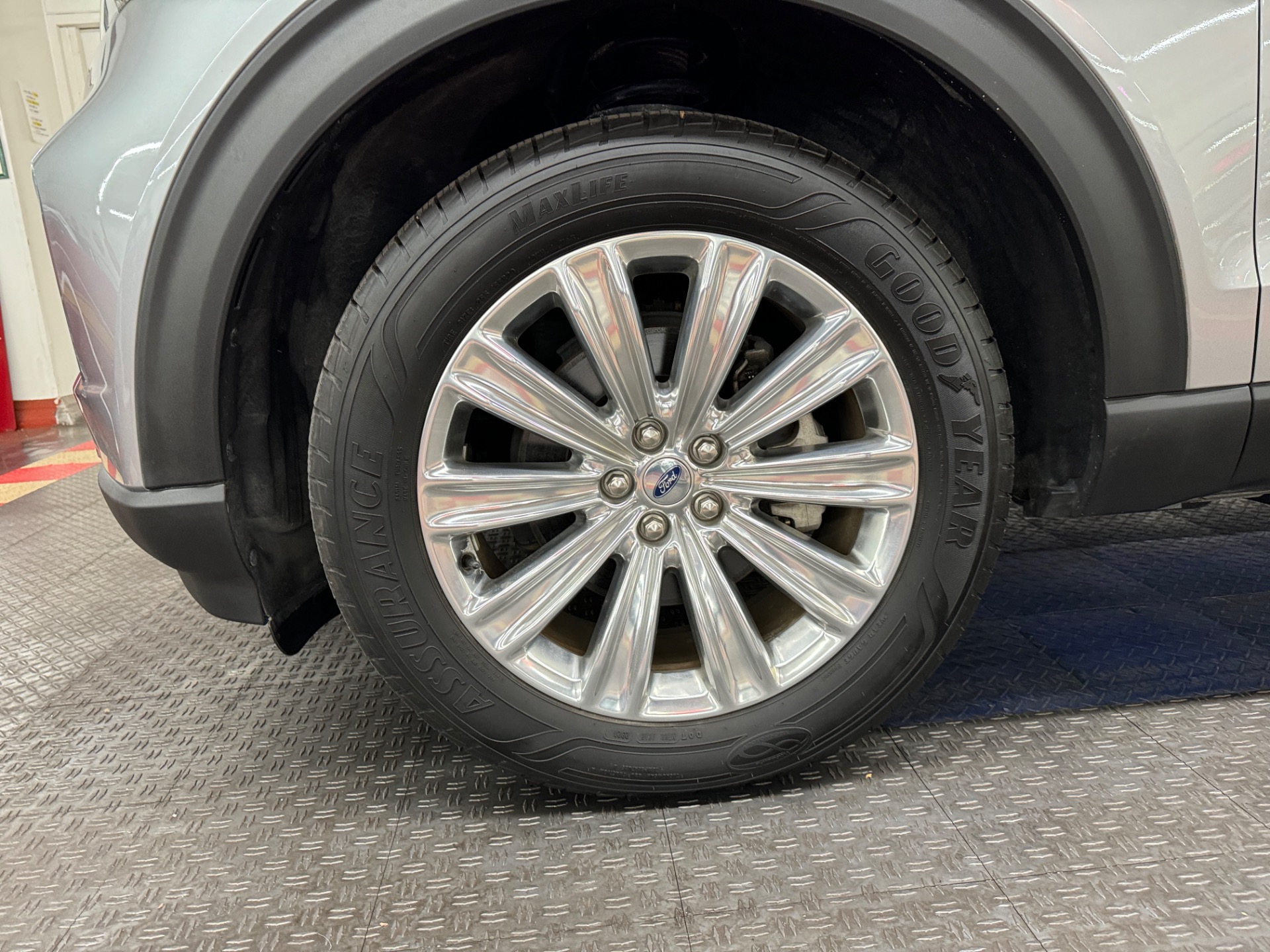 Used 2020 Ford Explorer Limited-SEE VIDEO | Mundelein, IL