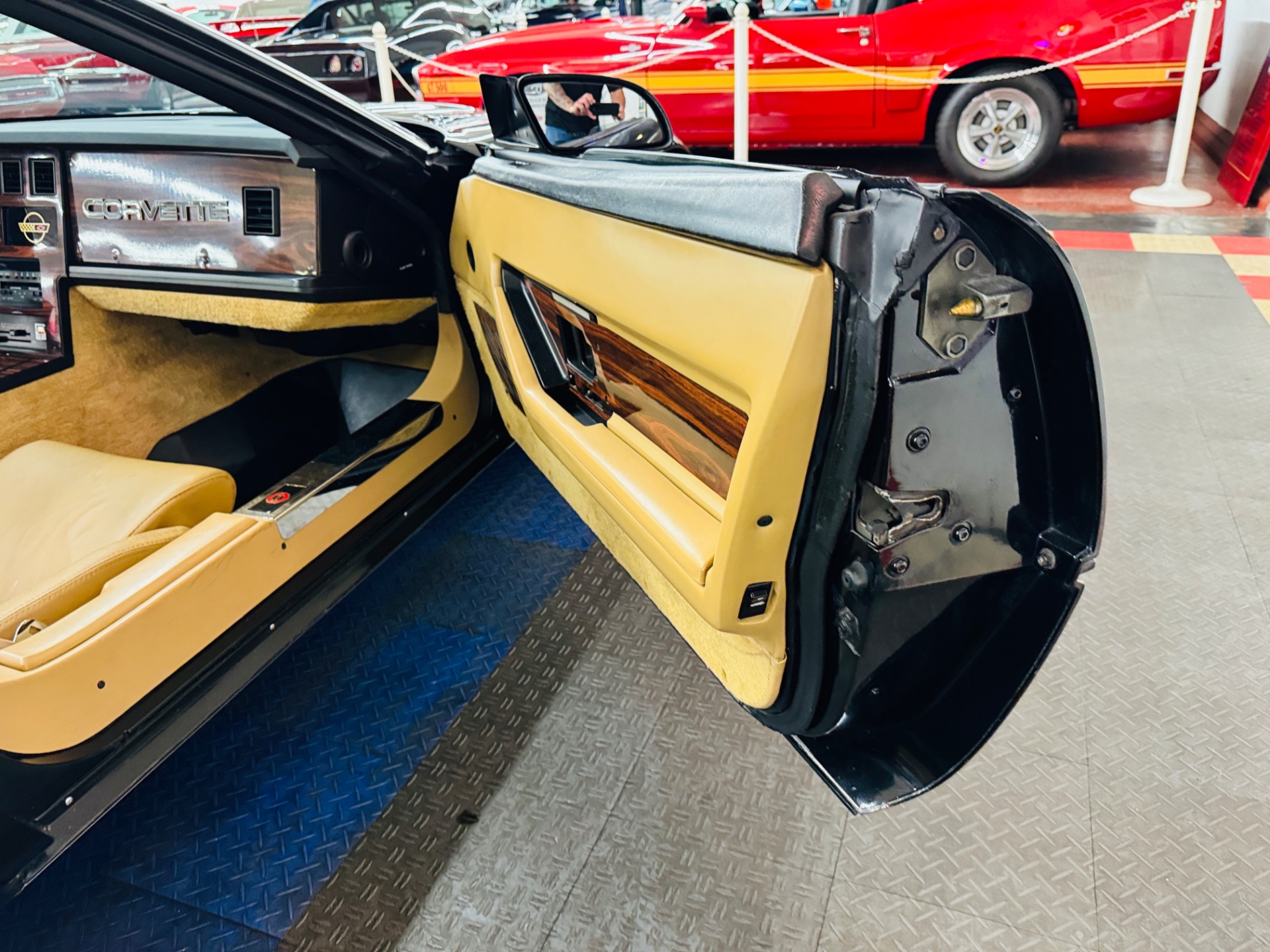 1986 Chevrolet Corvette 43