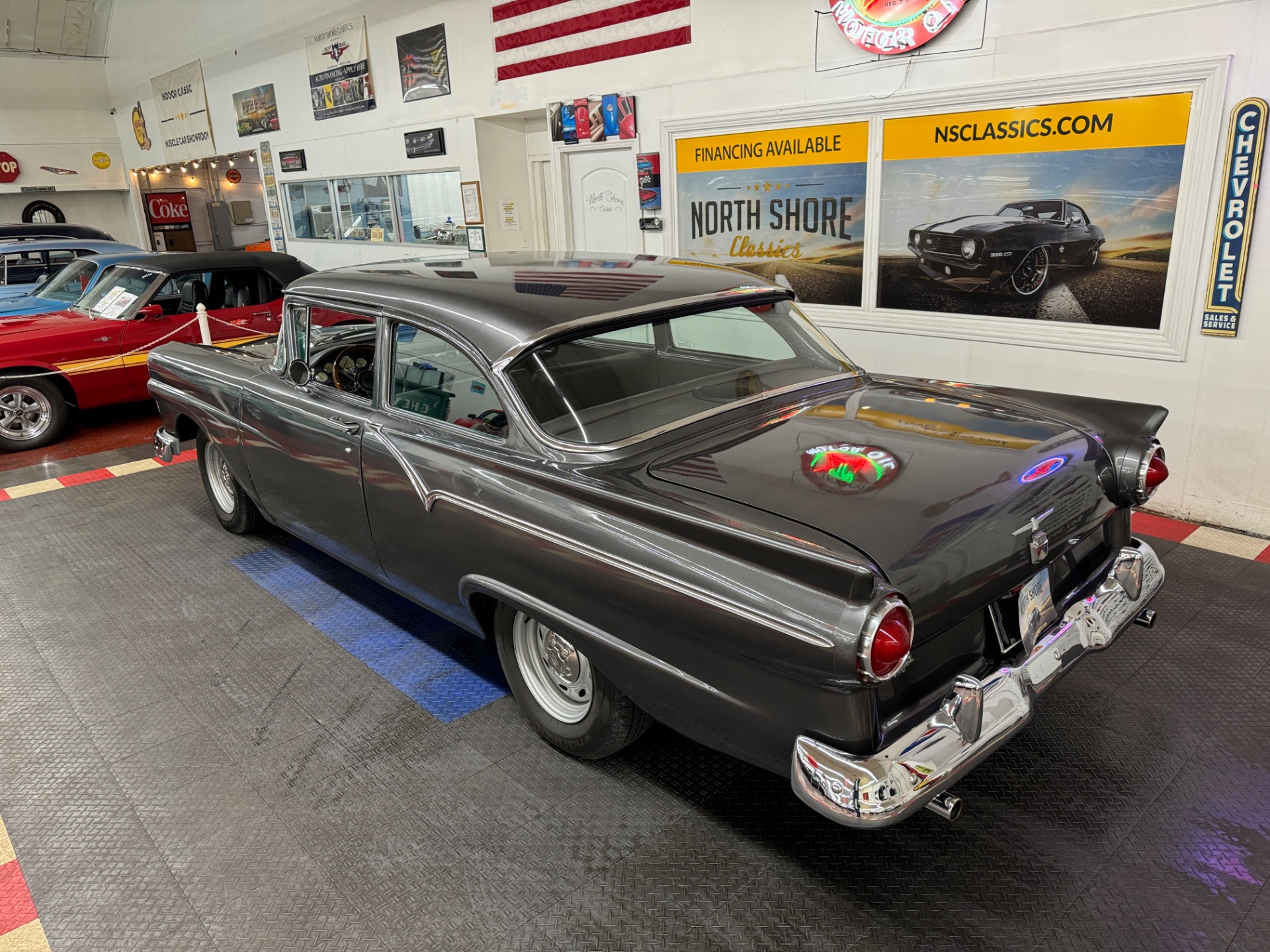 1957 Ford Custon 3