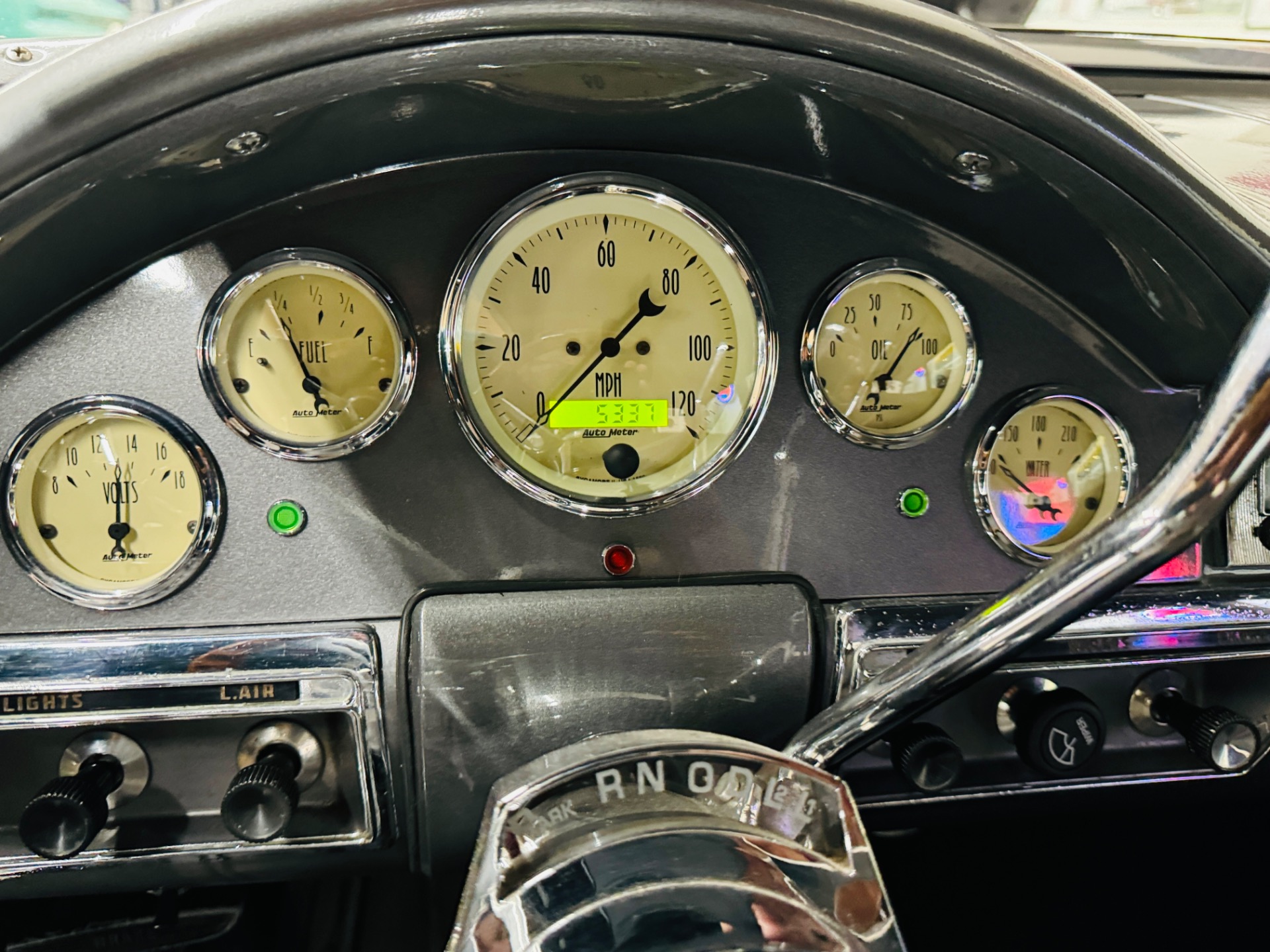 1957 Ford Custon 68