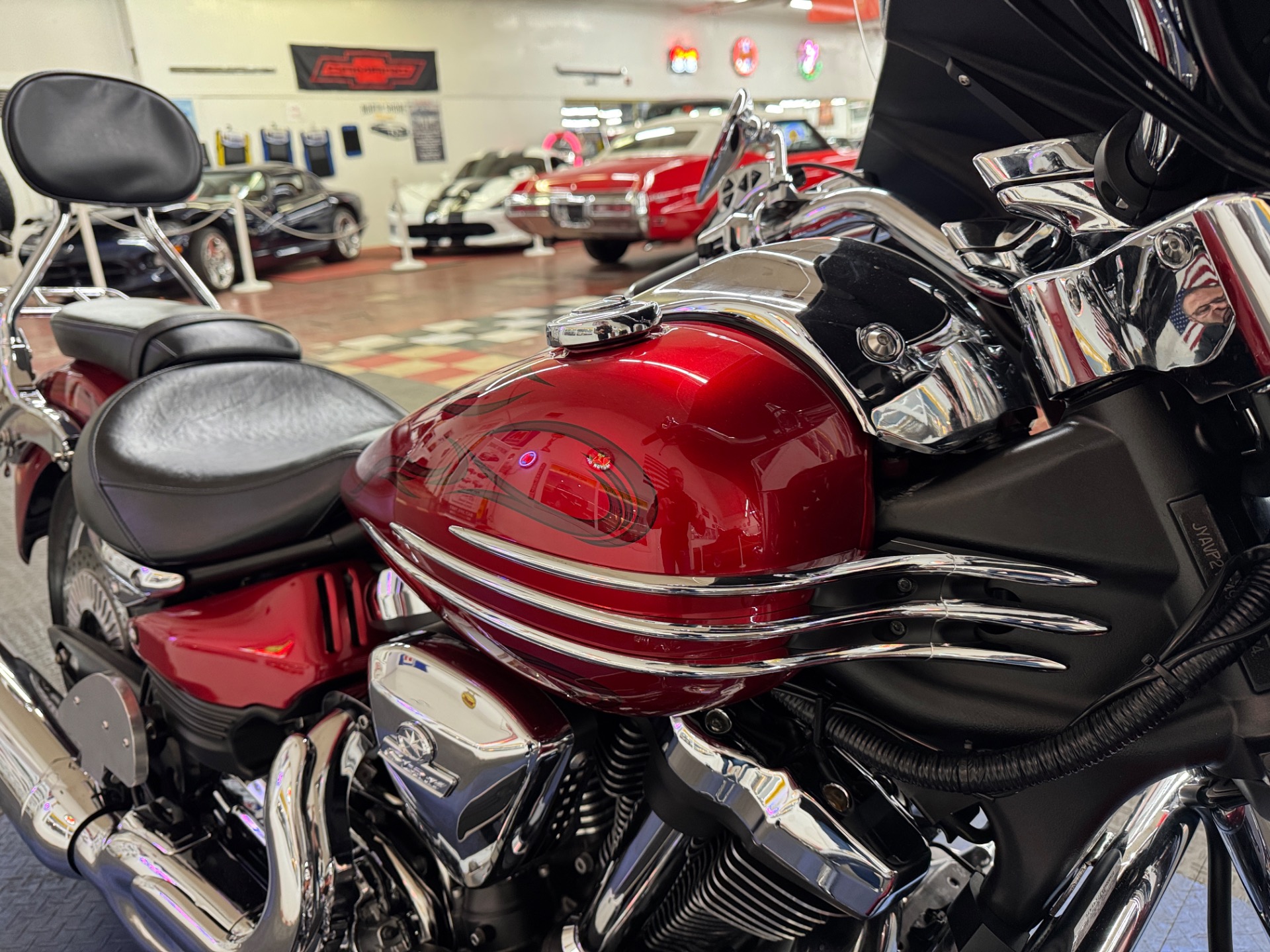 2009 Yamaha Roadliner 8