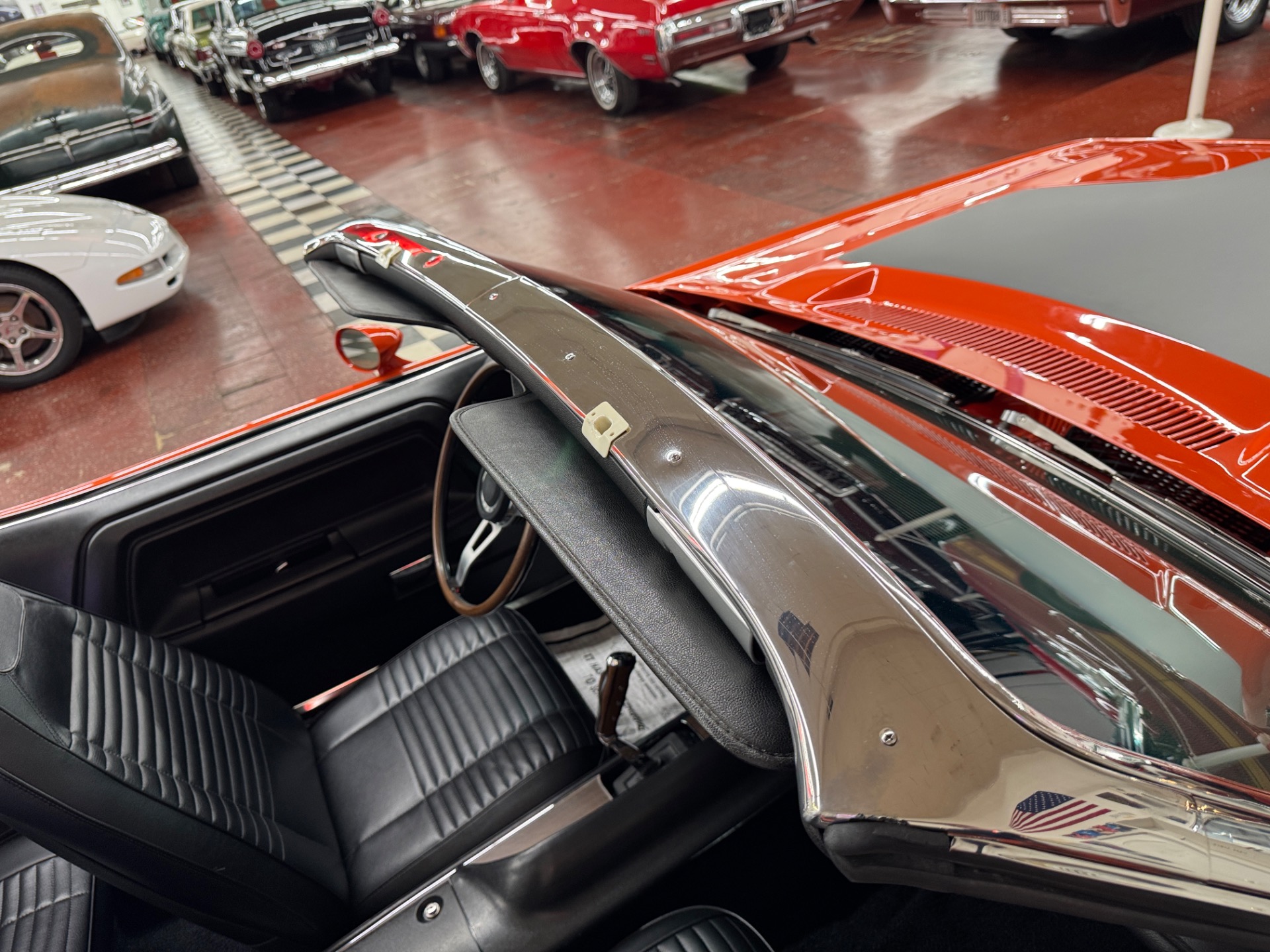 1970 Dodge Challenger 12