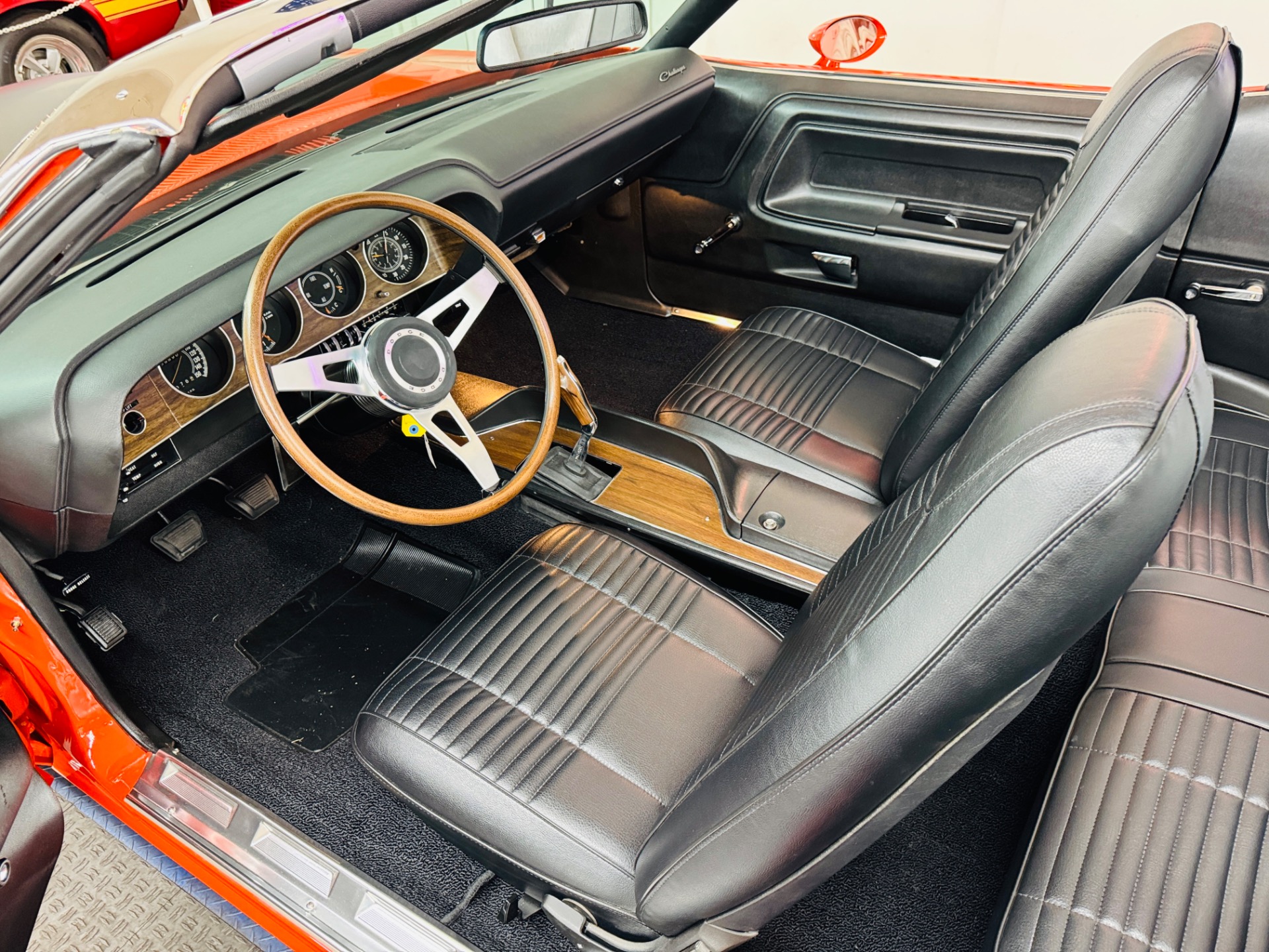 1970 Dodge Challenger 15