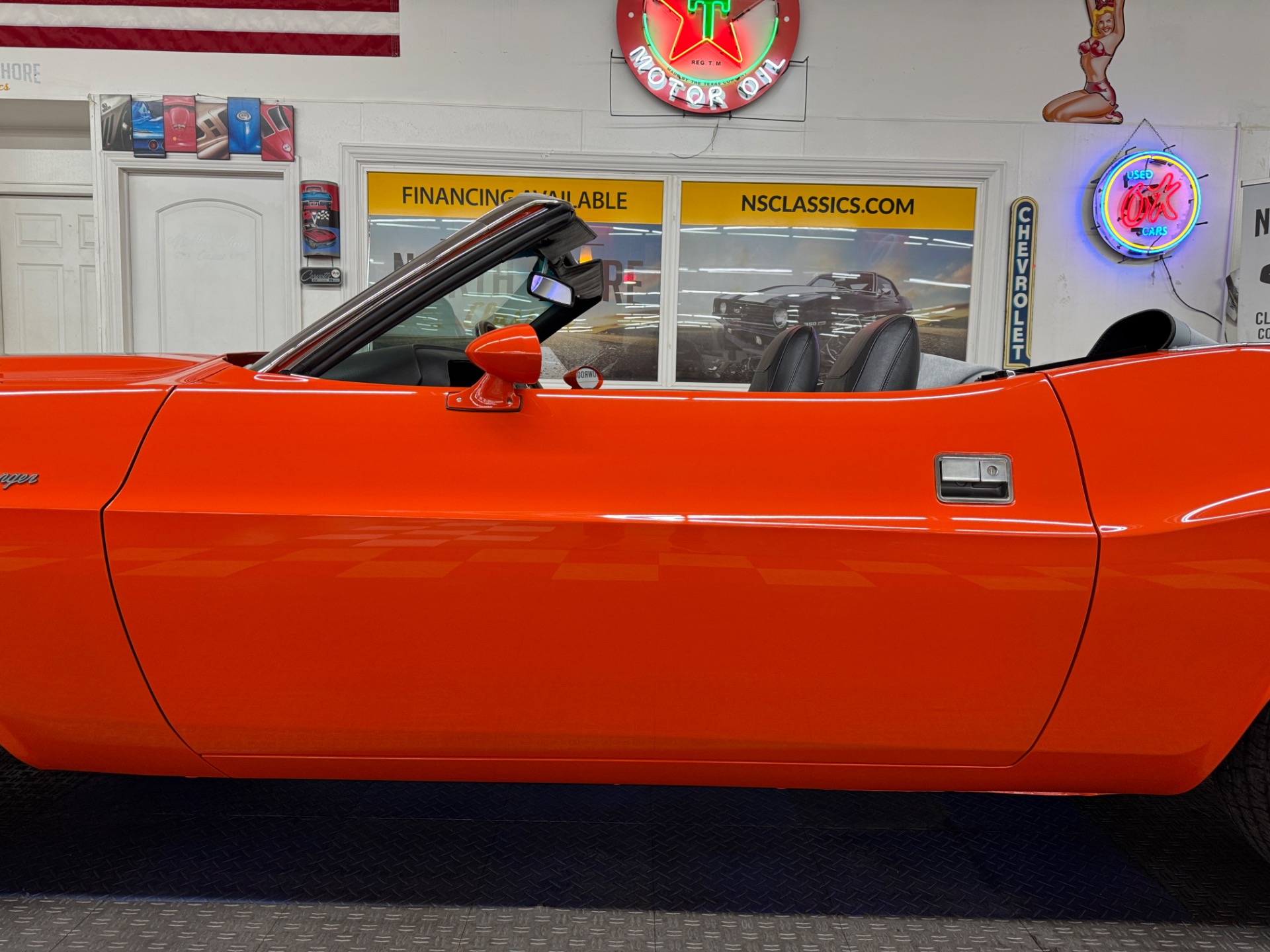 1970 Dodge Challenger 21
