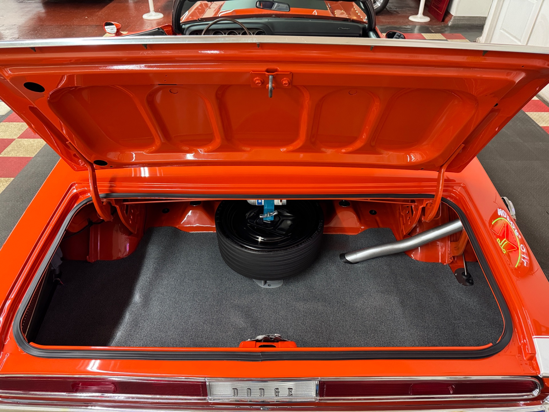 1970 Dodge Challenger 53