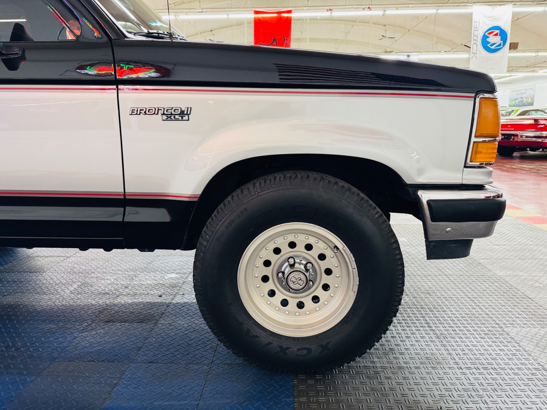 Used 1990 Ford Bronco II XLT-SEE VIDEO | Mundelein, IL