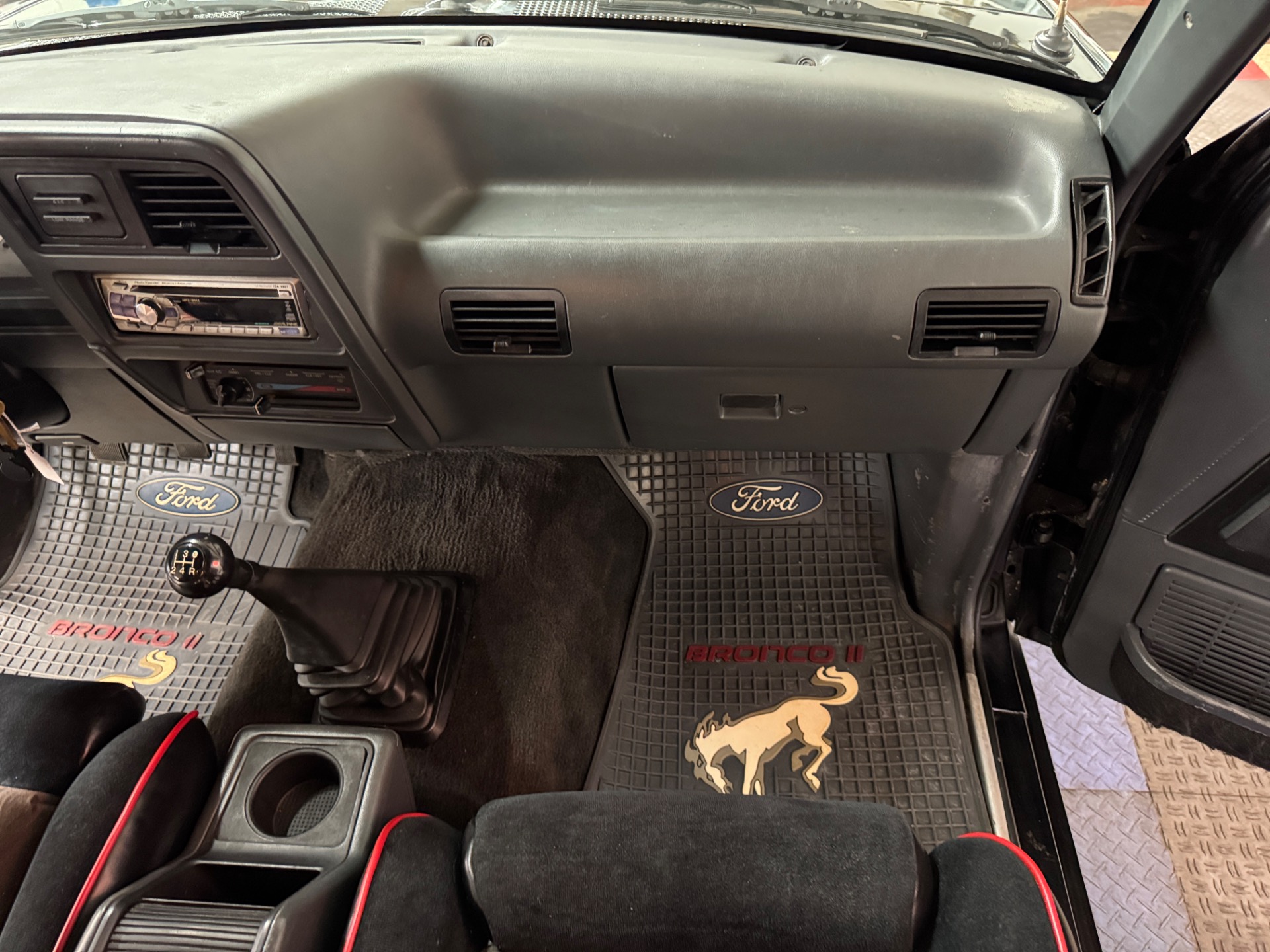 Used 1990 Ford Bronco II XLT-SEE VIDEO | Mundelein, IL