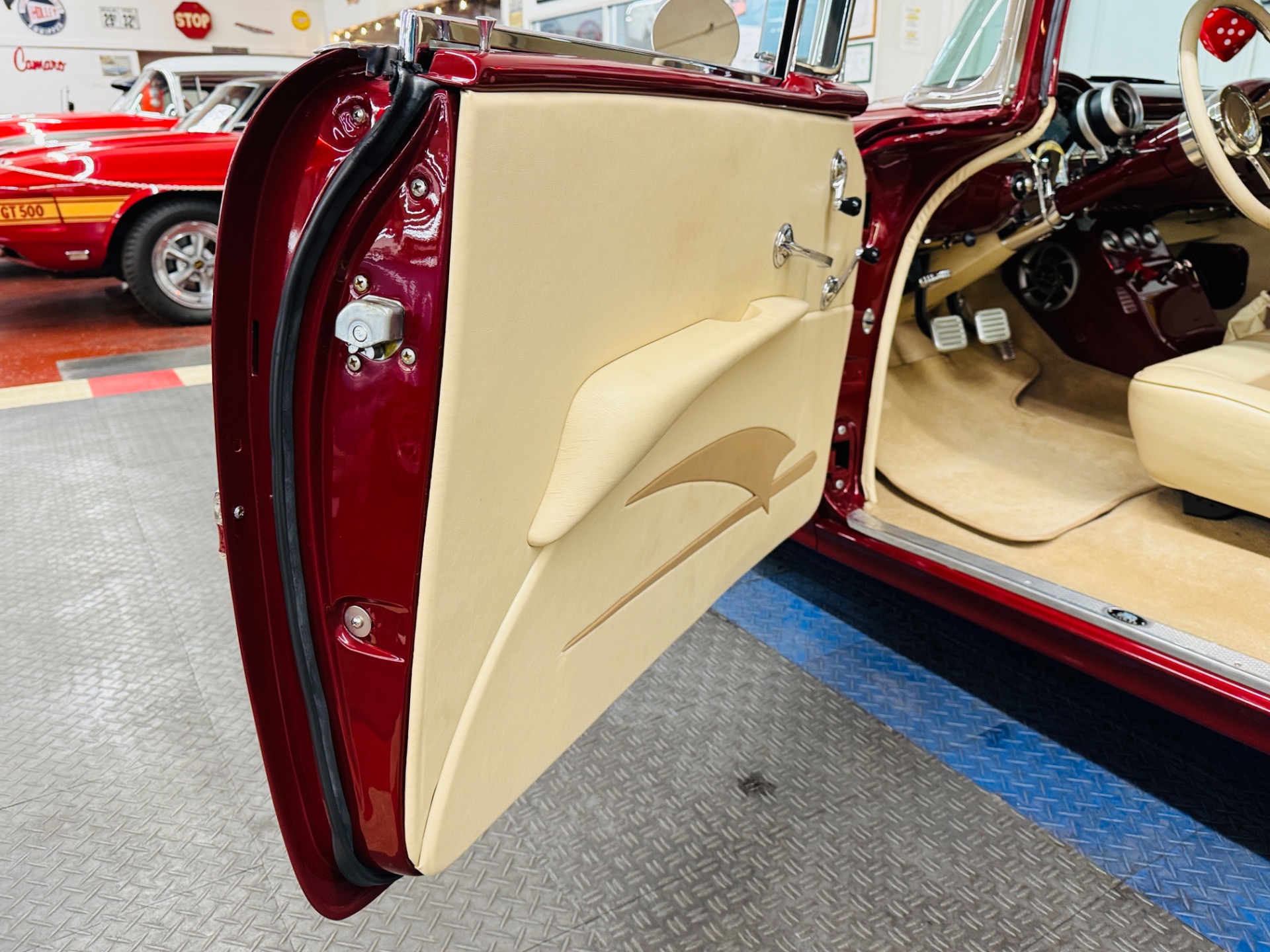 1955 Chevrolet Bel Air 38