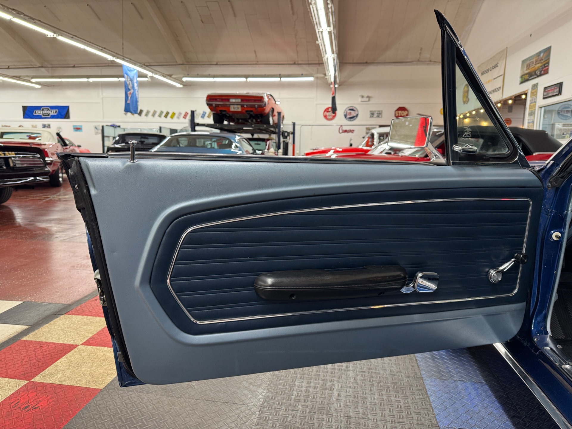 1968 Ford Mustang 33