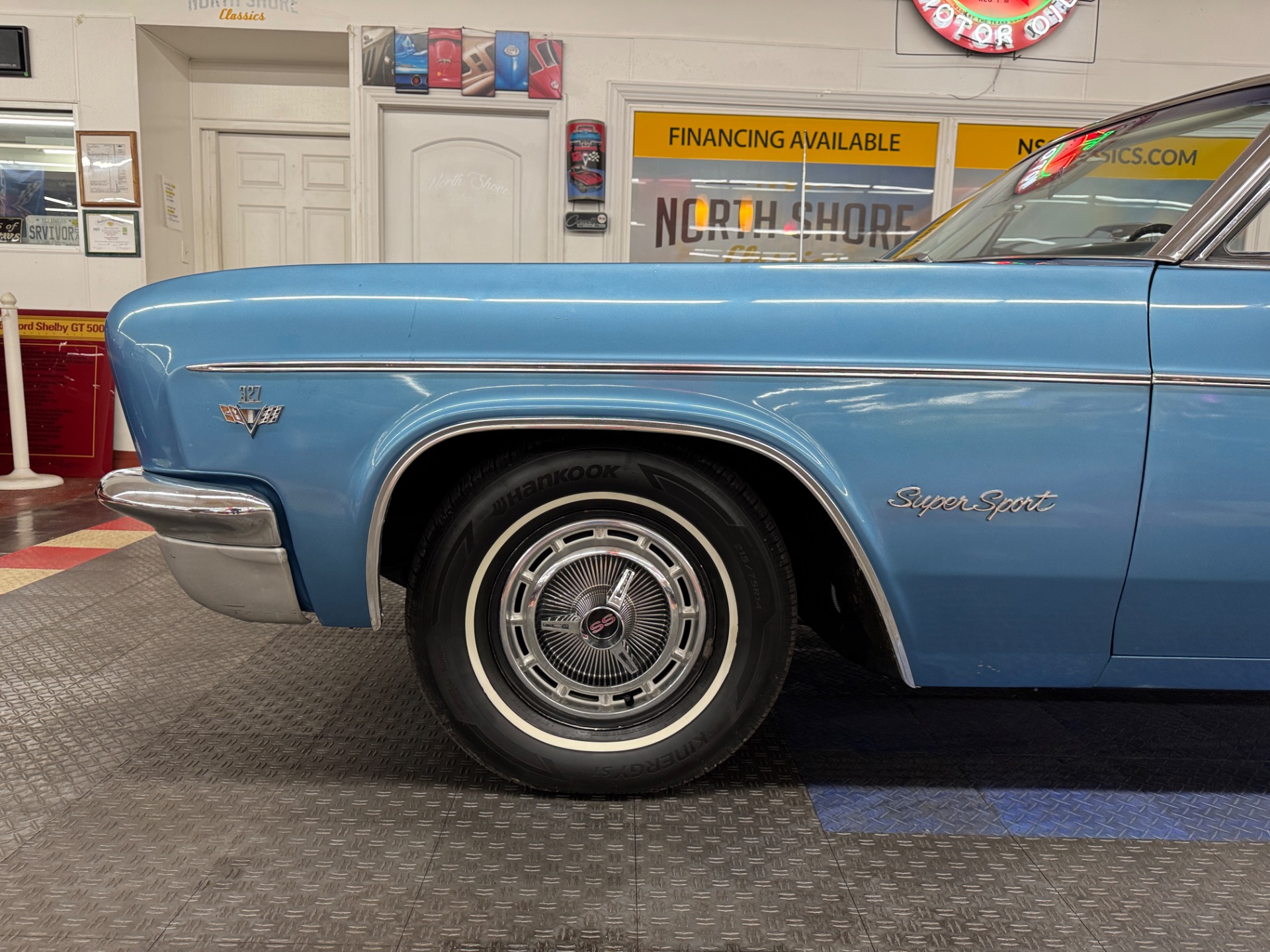 1966 Chevrolet Impala SS 22