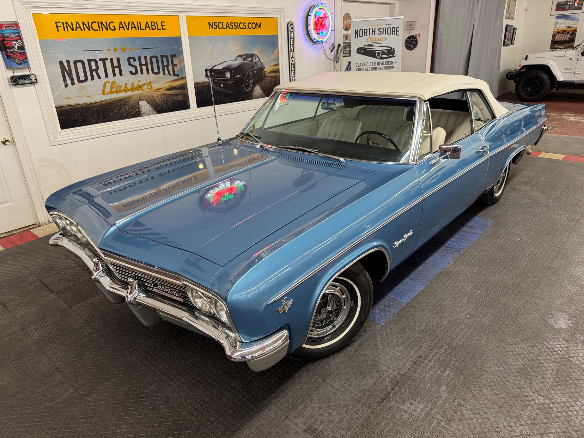 1966 Chevrolet Impala SS 3