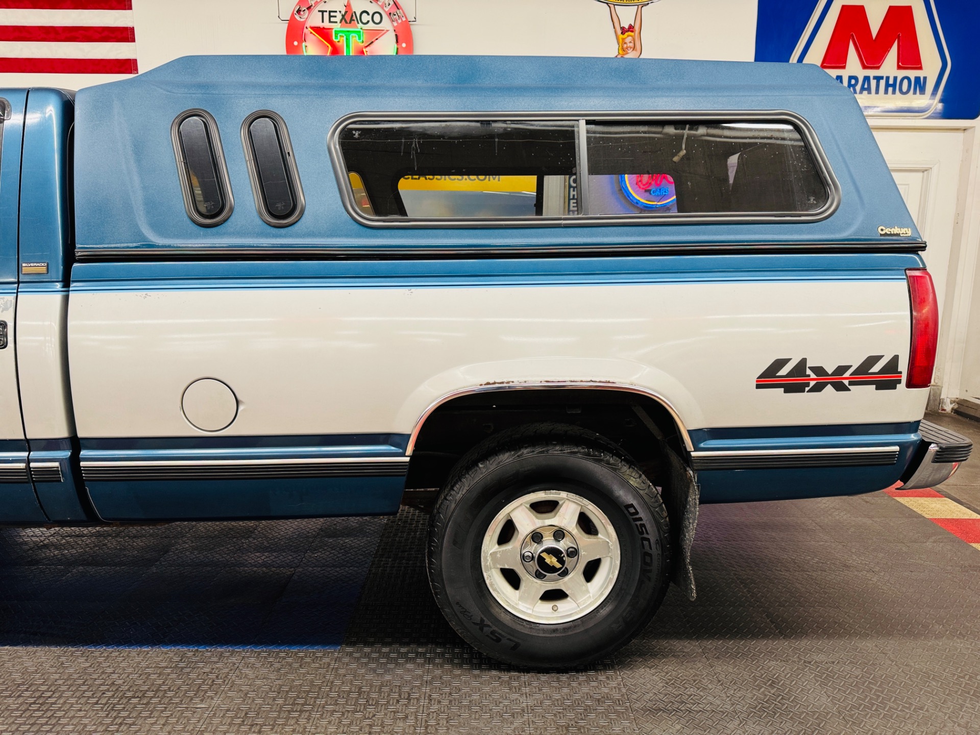 1990 Chevrolet Silverado 11