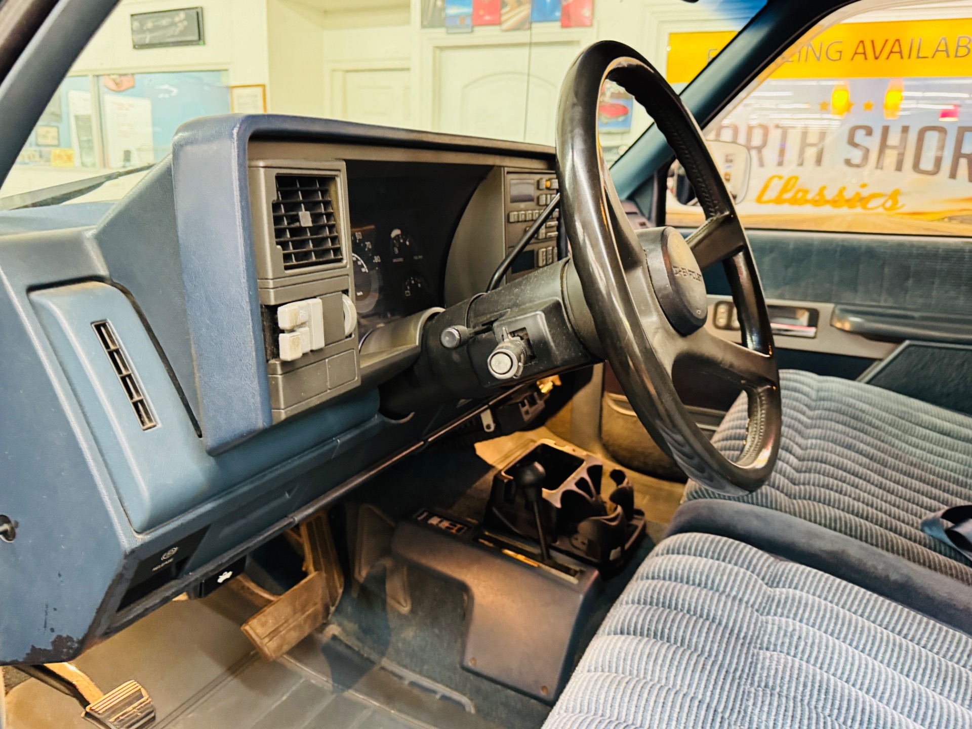 1990 Chevrolet Silverado 32