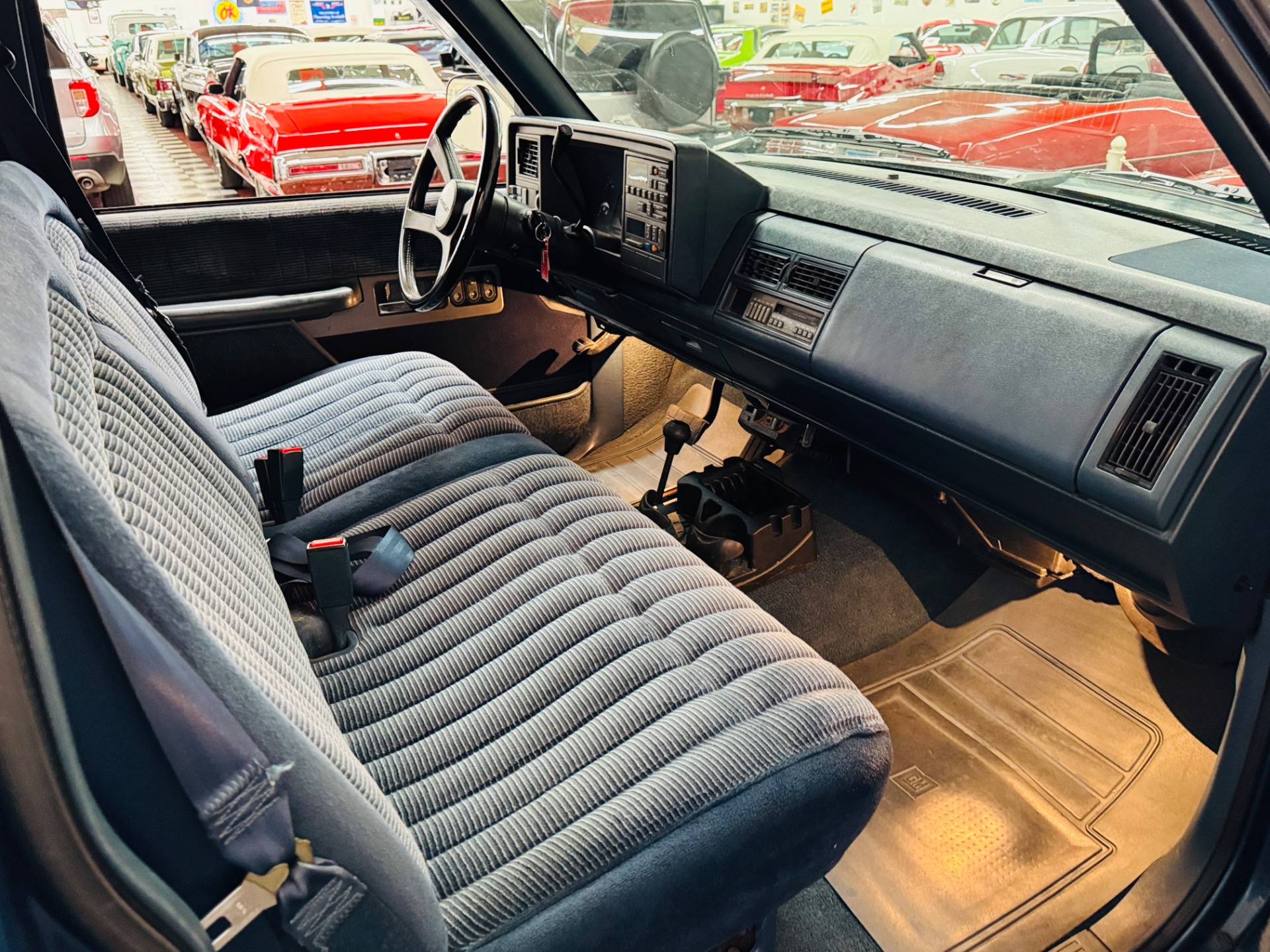 1990 Chevrolet Silverado 38