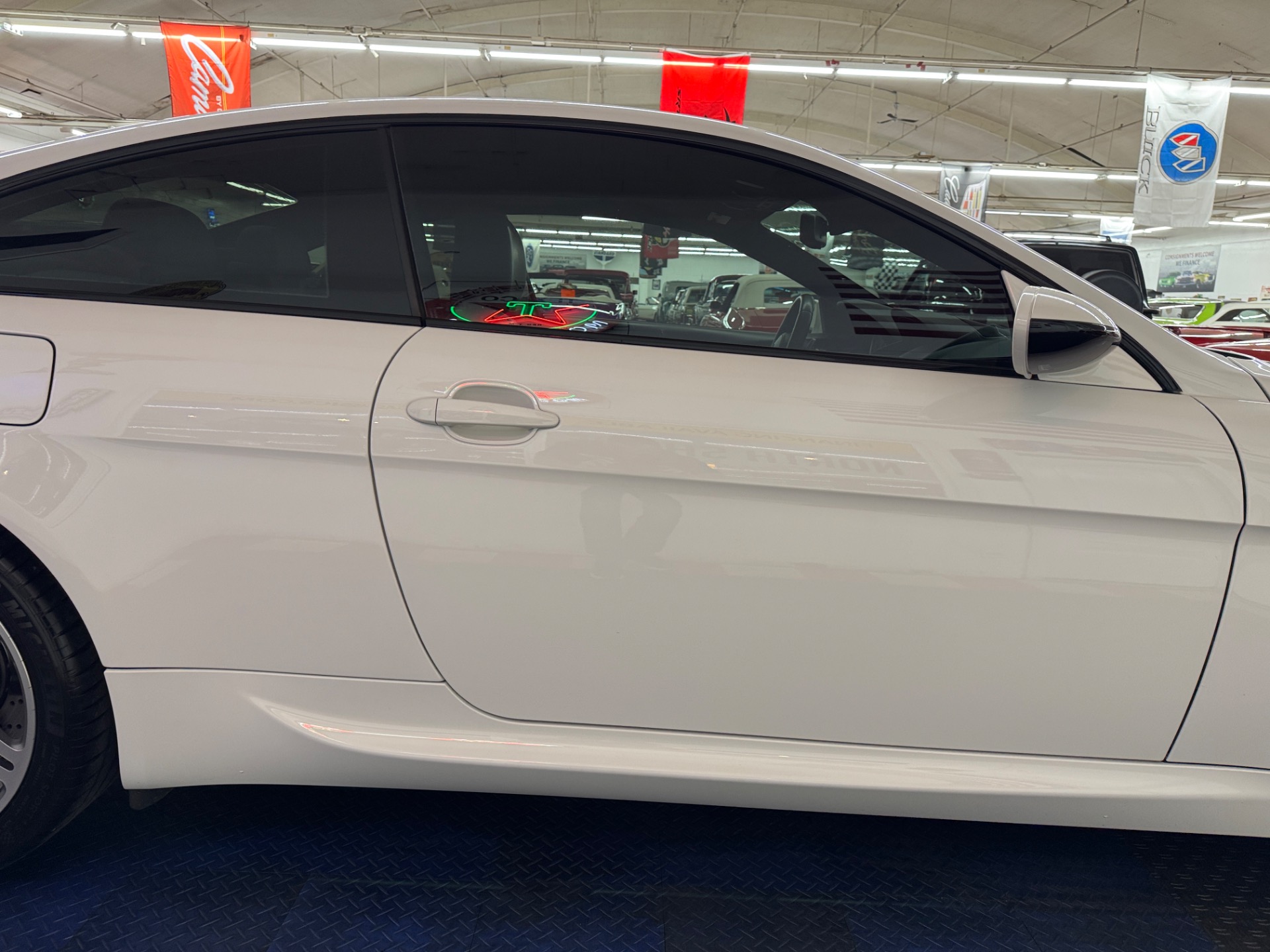 2007 BMW M6 26