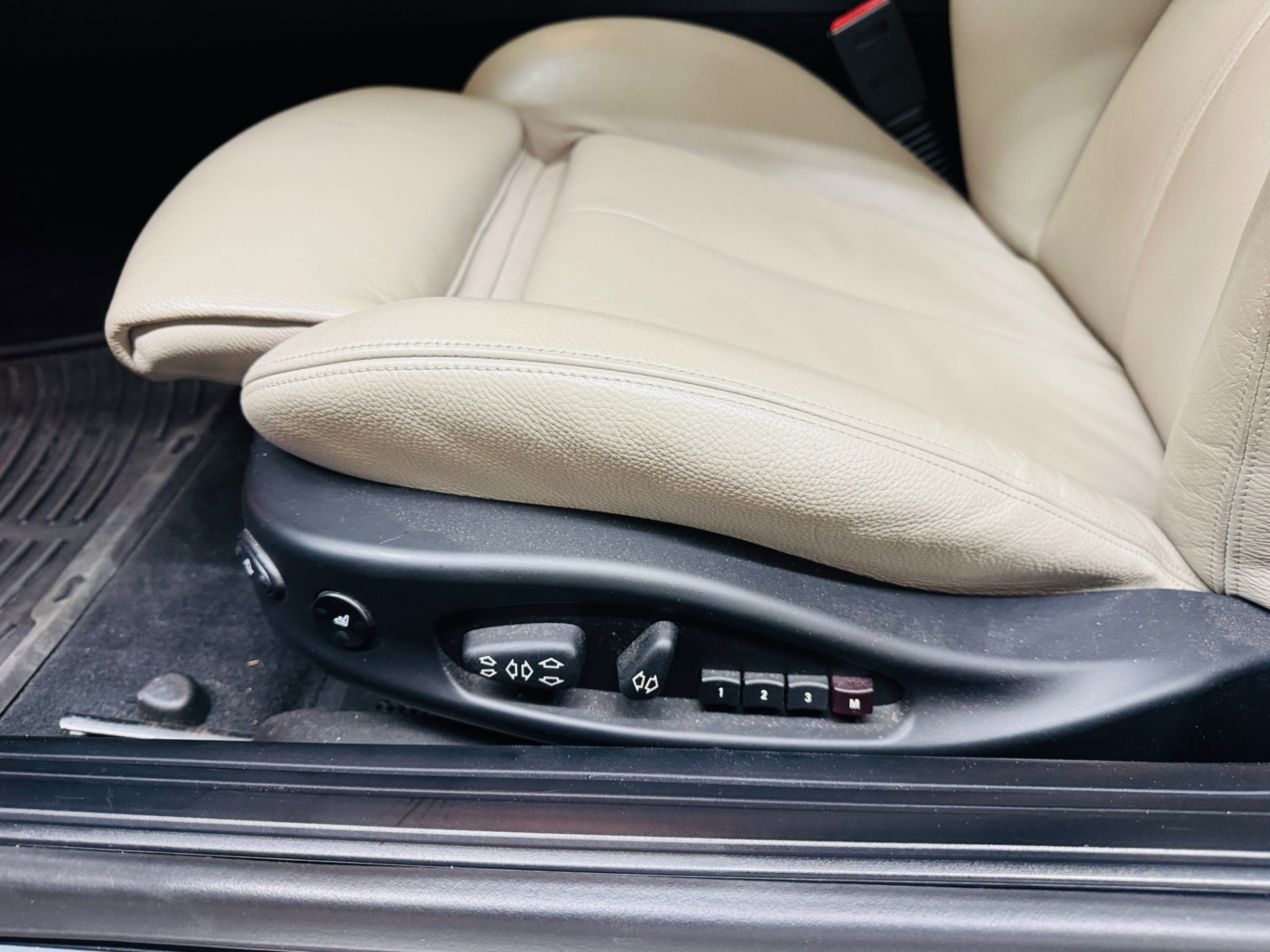 2007 BMW M6 30