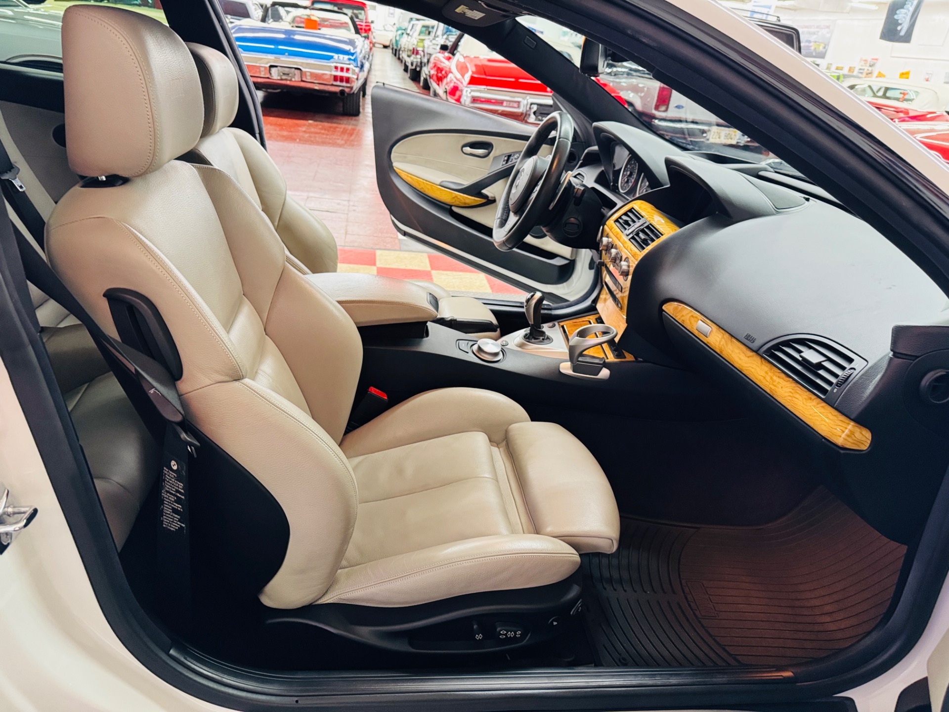 2007 BMW M6 42