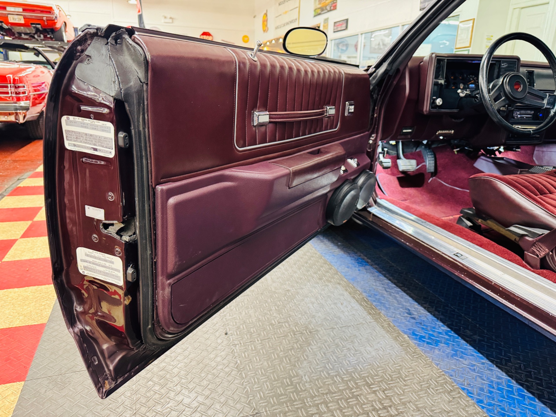 1985 Chevrolet Monte Carlo 37