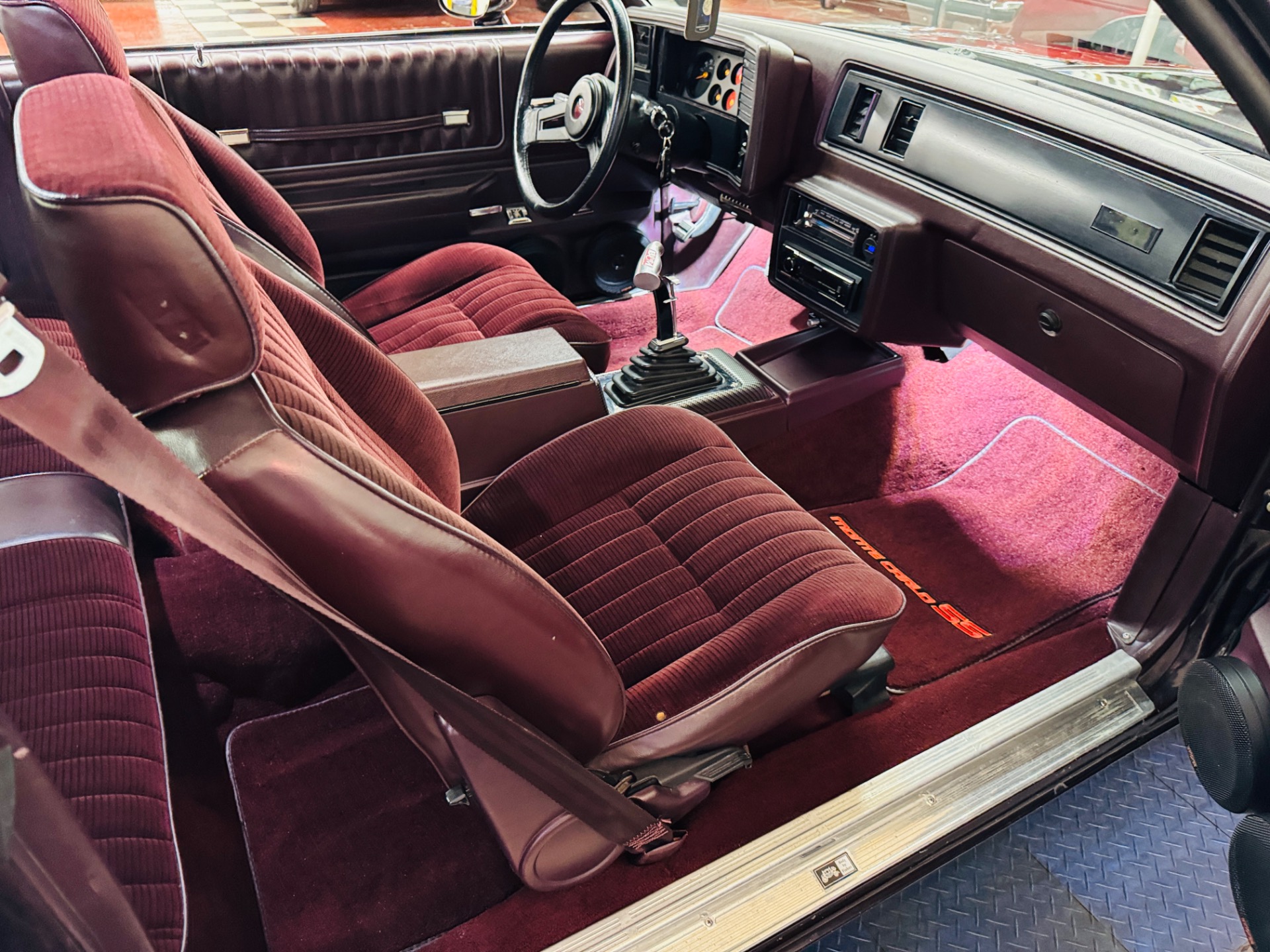 1985 Chevrolet Monte Carlo 40