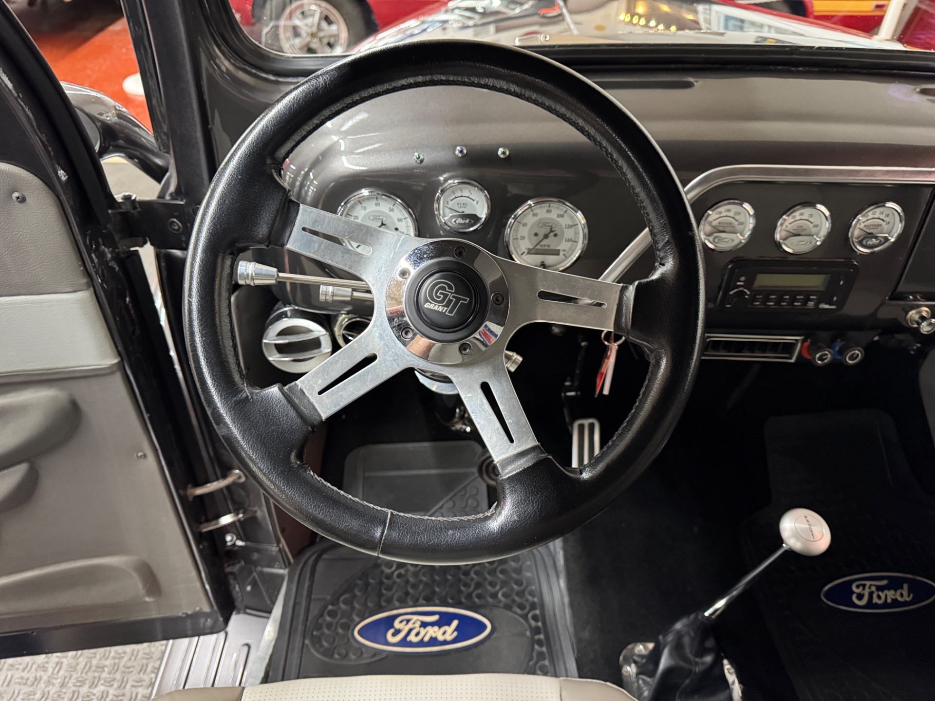 1952 FORD F 100 42