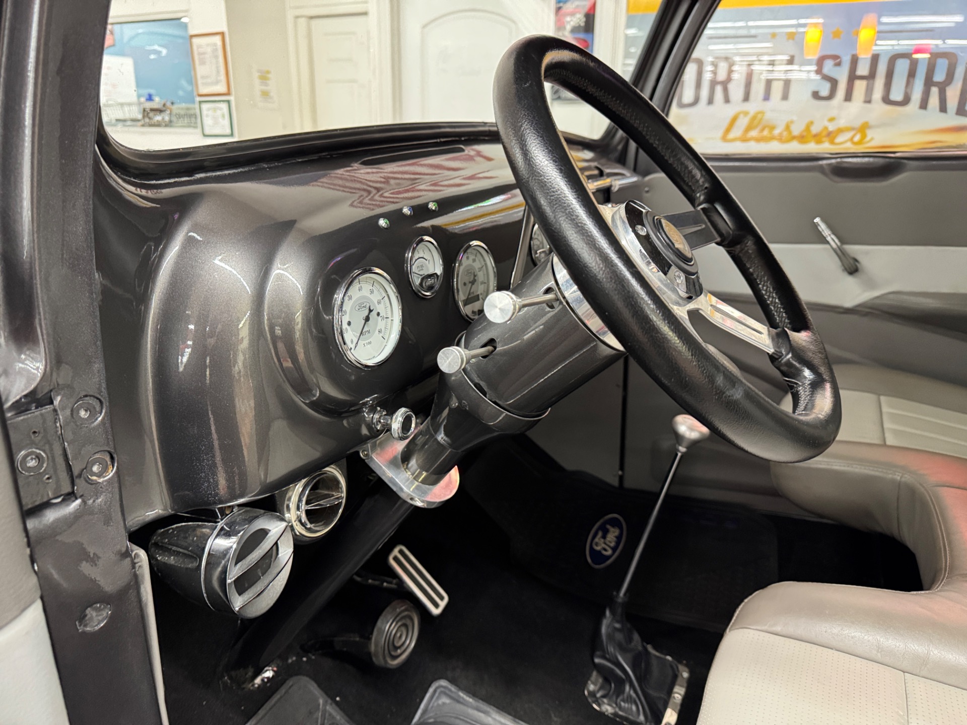 1952 FORD F 100 44