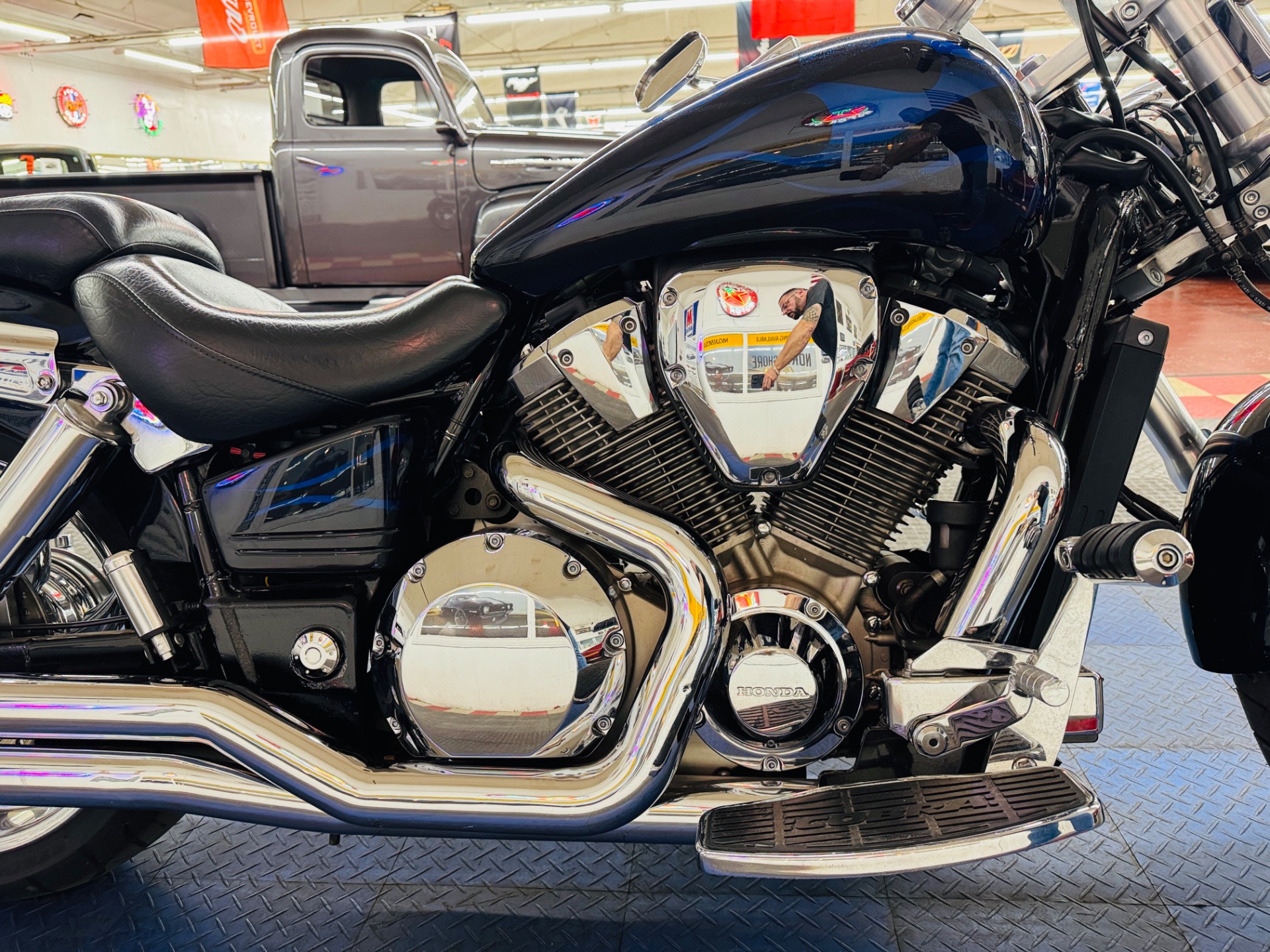 2003 HONDA VTX 8