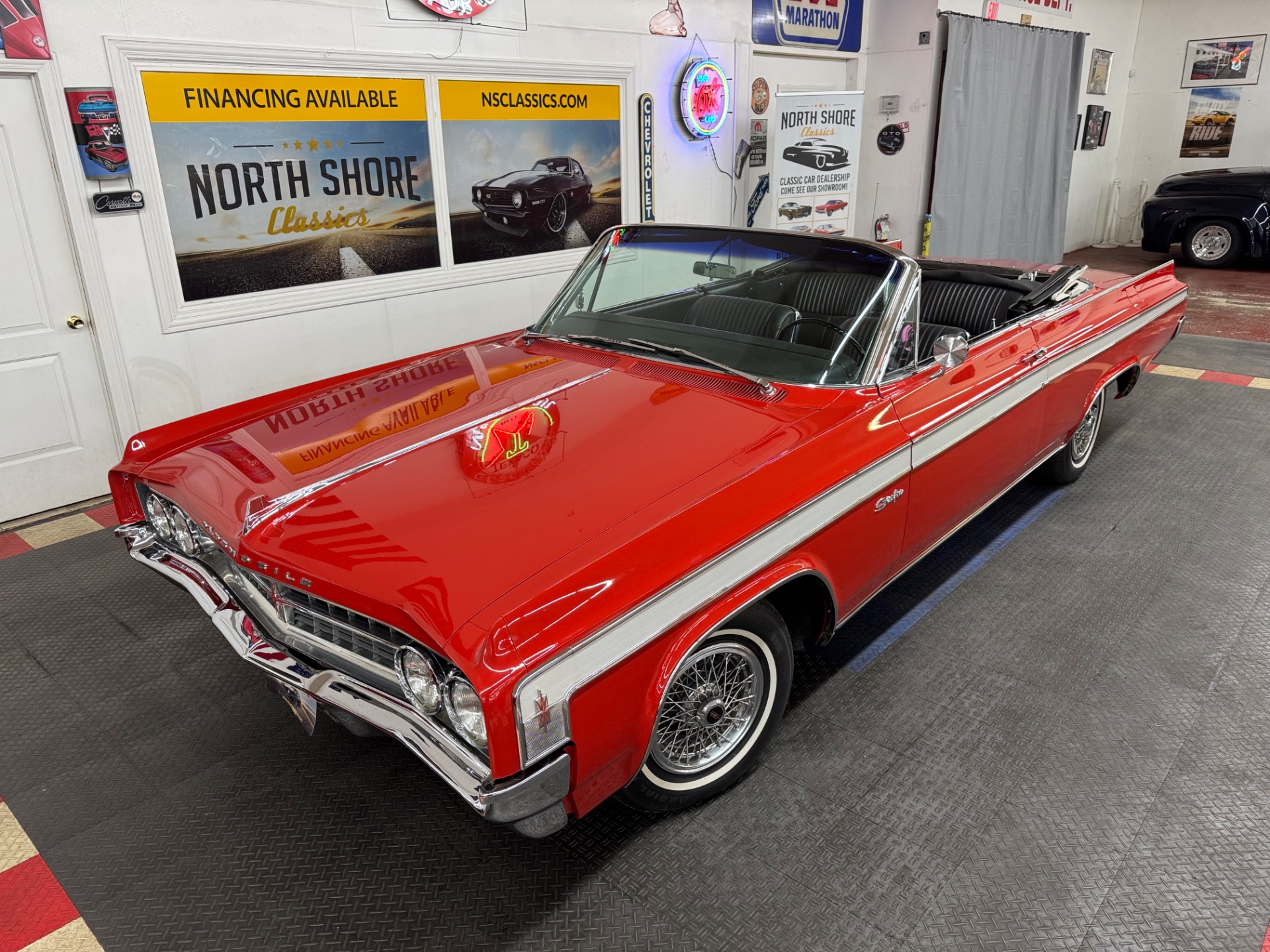 1963 Oldsmobile Starfire 1