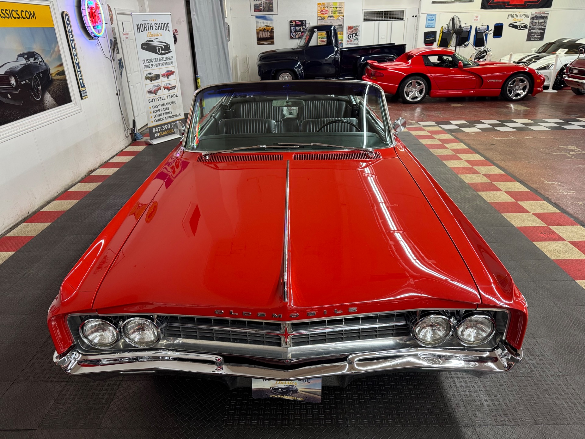 1963 Oldsmobile Starfire 10