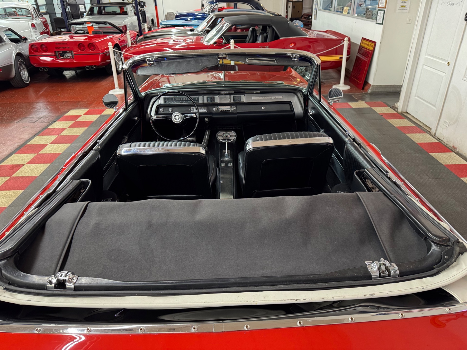 1963 Oldsmobile Starfire 20