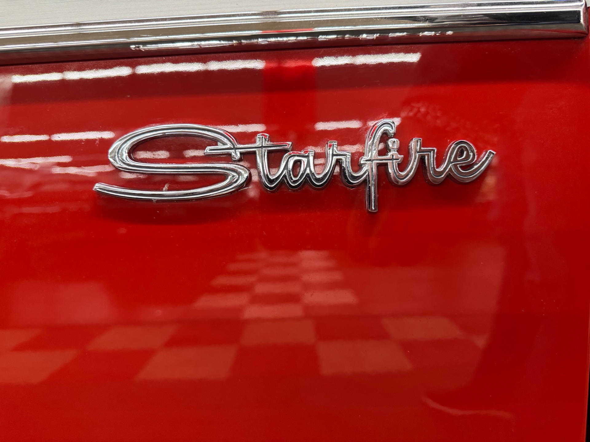 1963 Oldsmobile Starfire 26