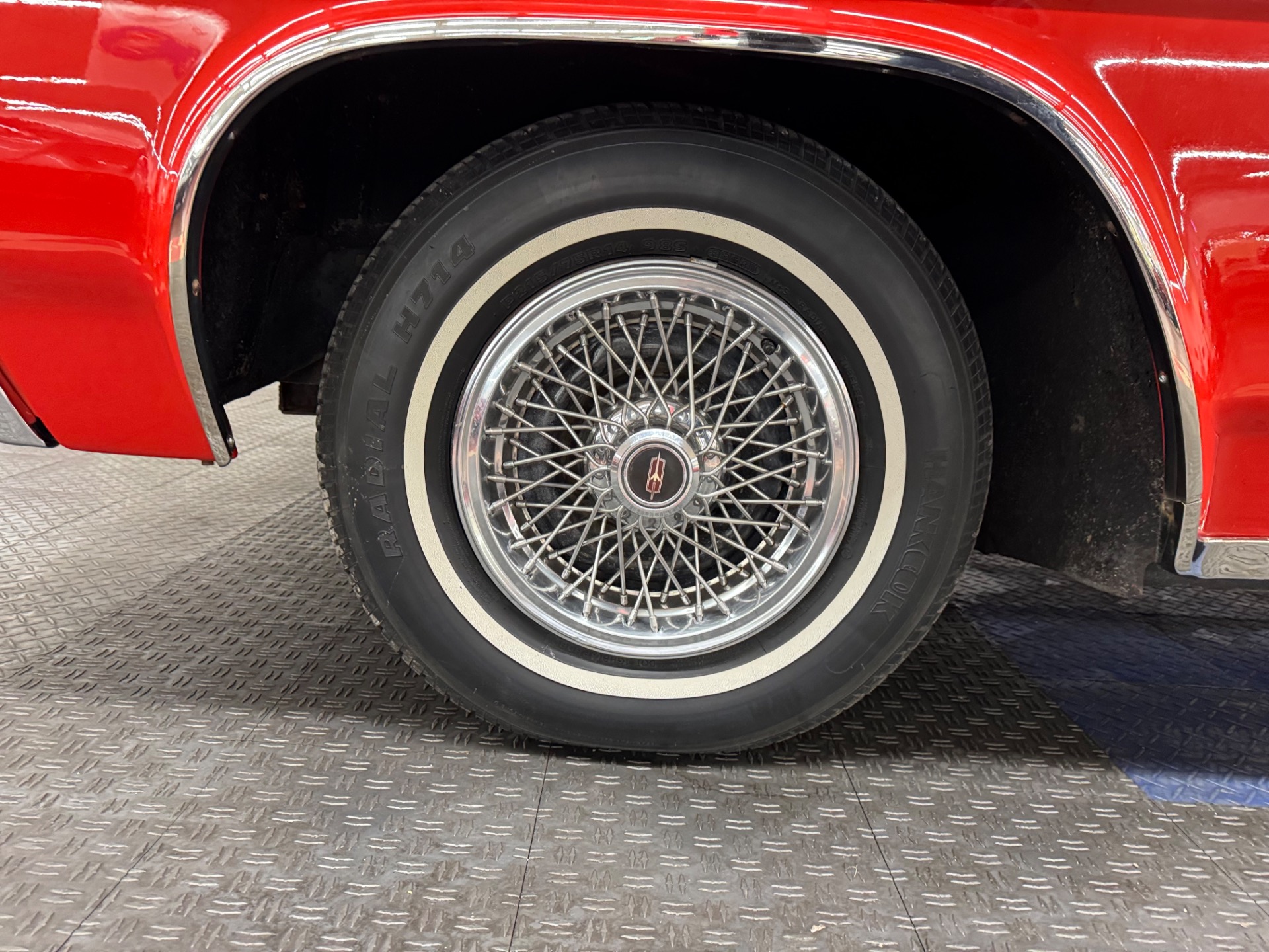 1963 Oldsmobile Starfire 27