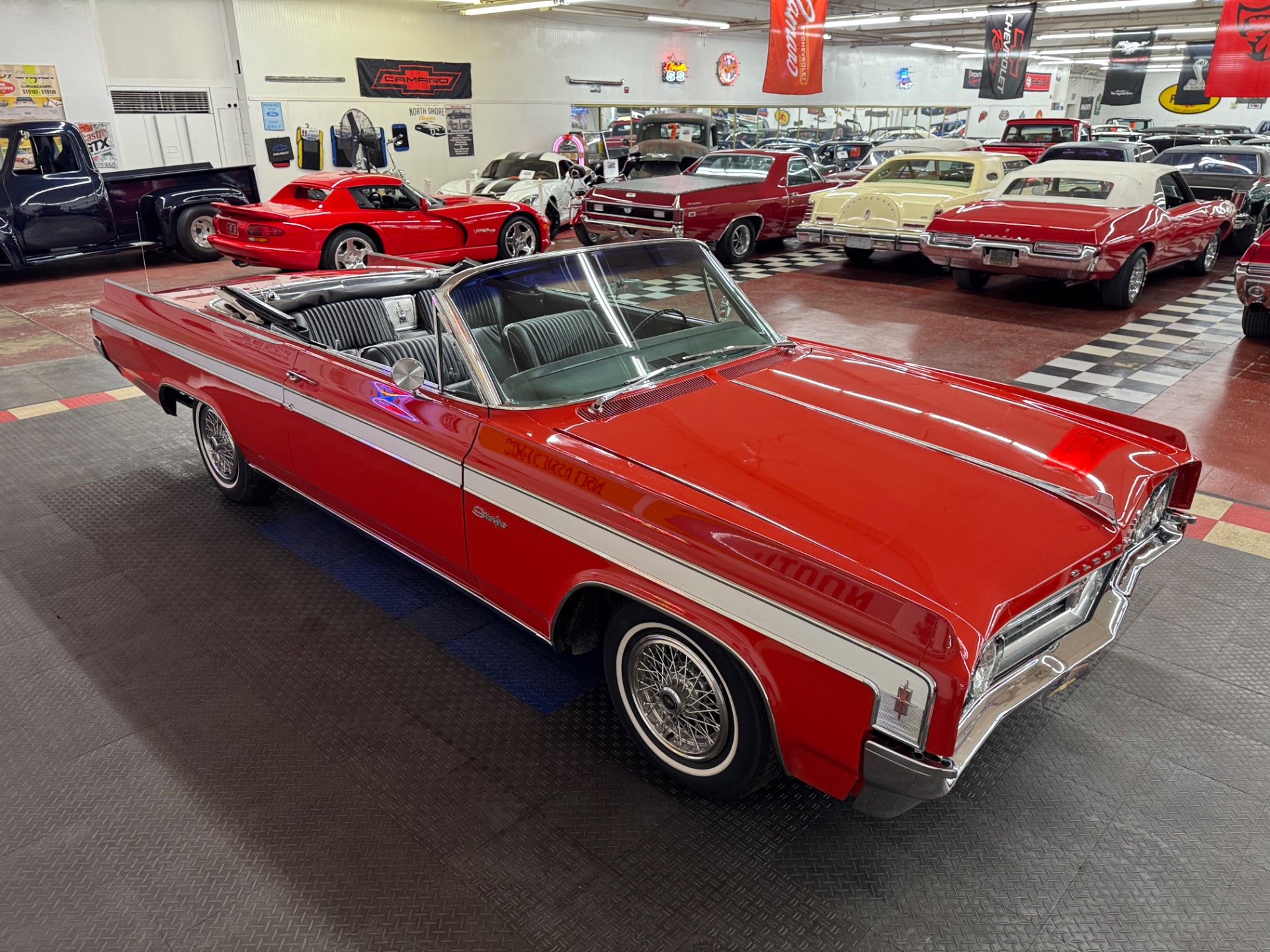 1963 Oldsmobile Starfire 33