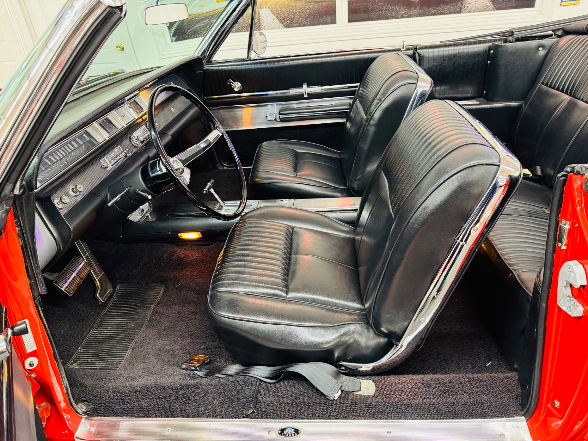 1963 Oldsmobile Starfire 34