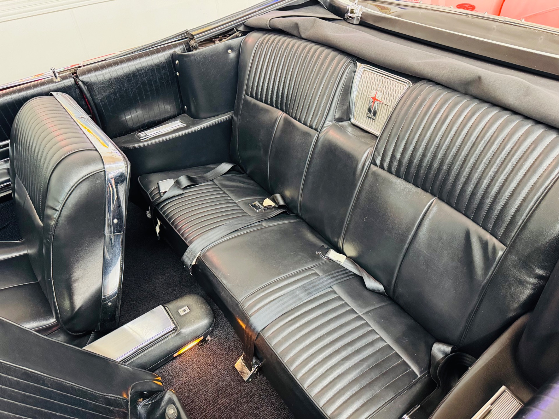 1963 Oldsmobile Starfire 42
